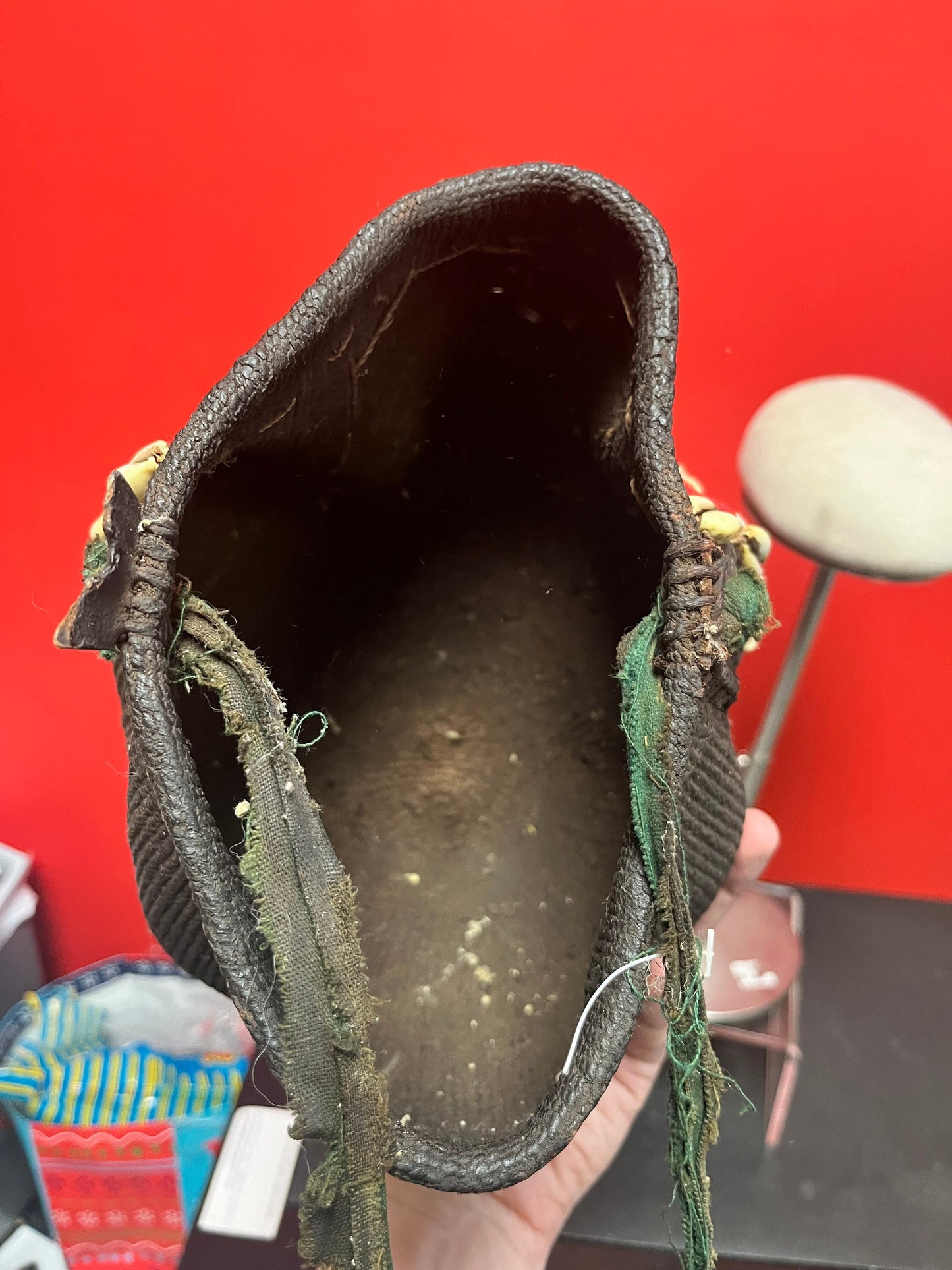 Approx 9 x 8“ wide antique rare African bag (possibly Masai) netted with beads and shells in used condition. See photos. Wow