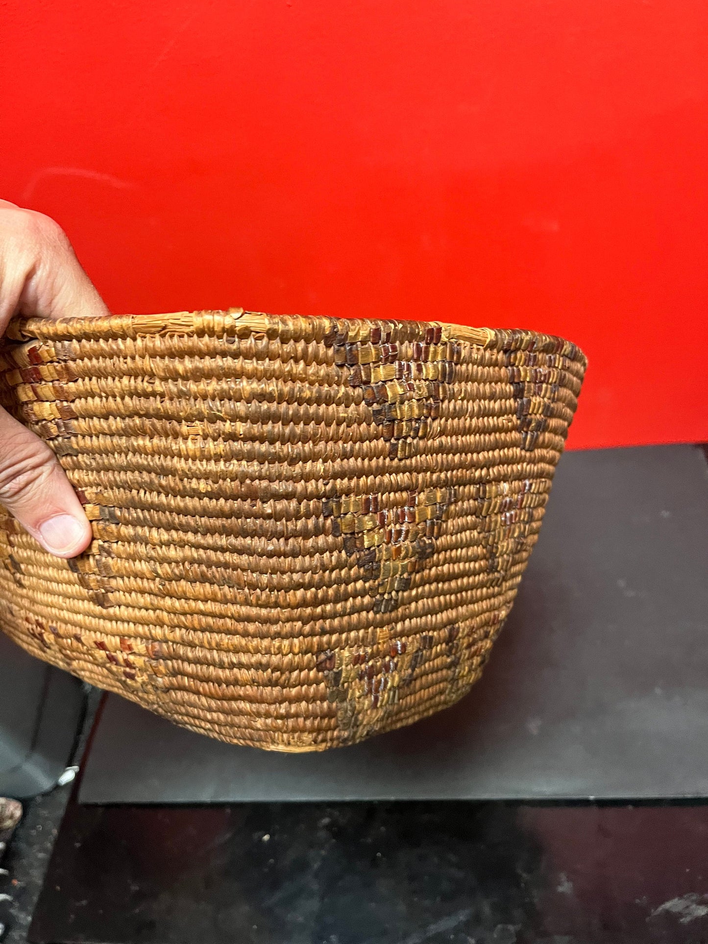 Stunning antique indigenous first nations coast Salish, 14 x 10 x 7 high woven basket great condition see photos value priced
