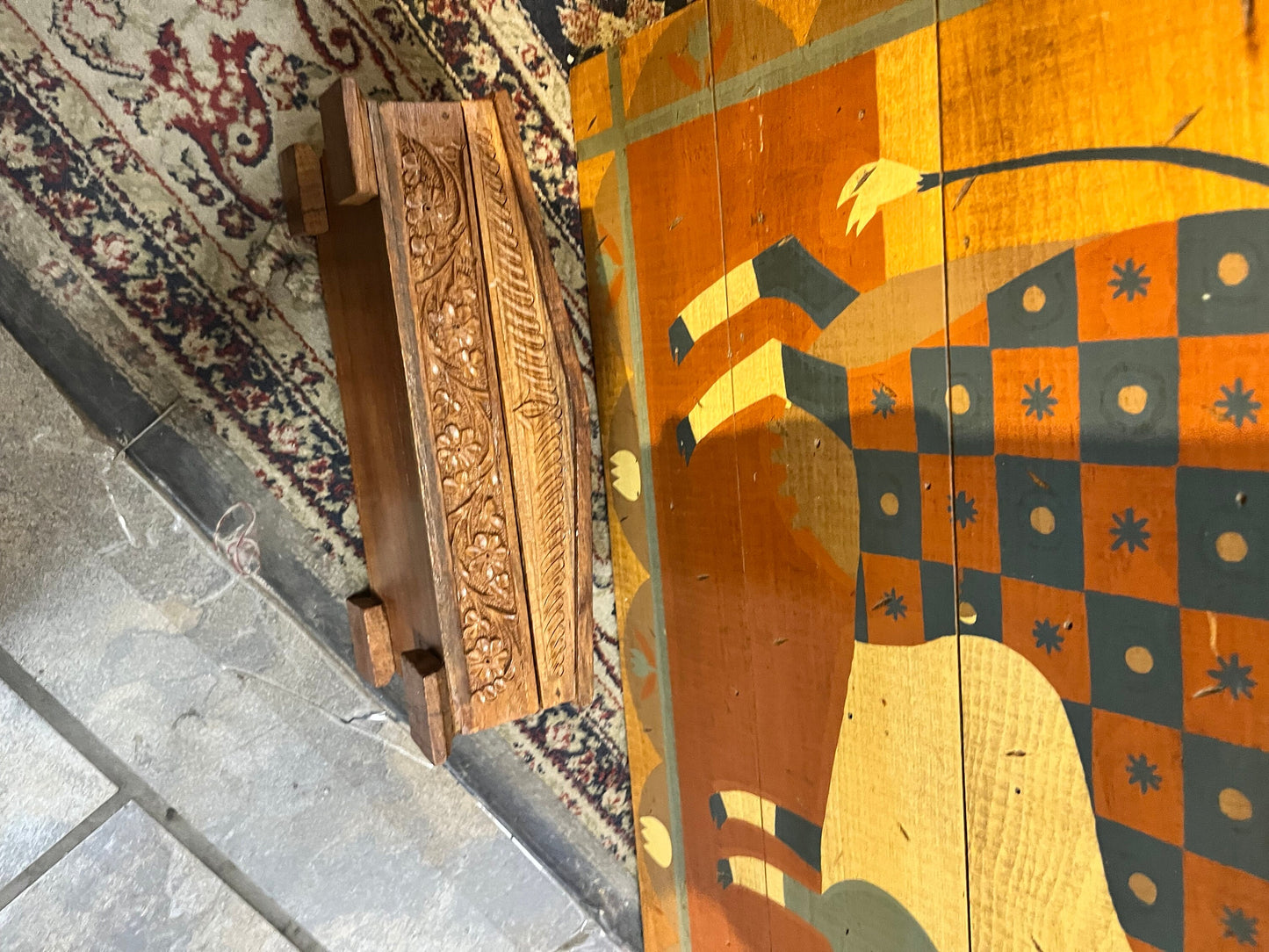 Lovely Indian 10 x 5 x 3 inch  high wooden box  Classic and beautiful