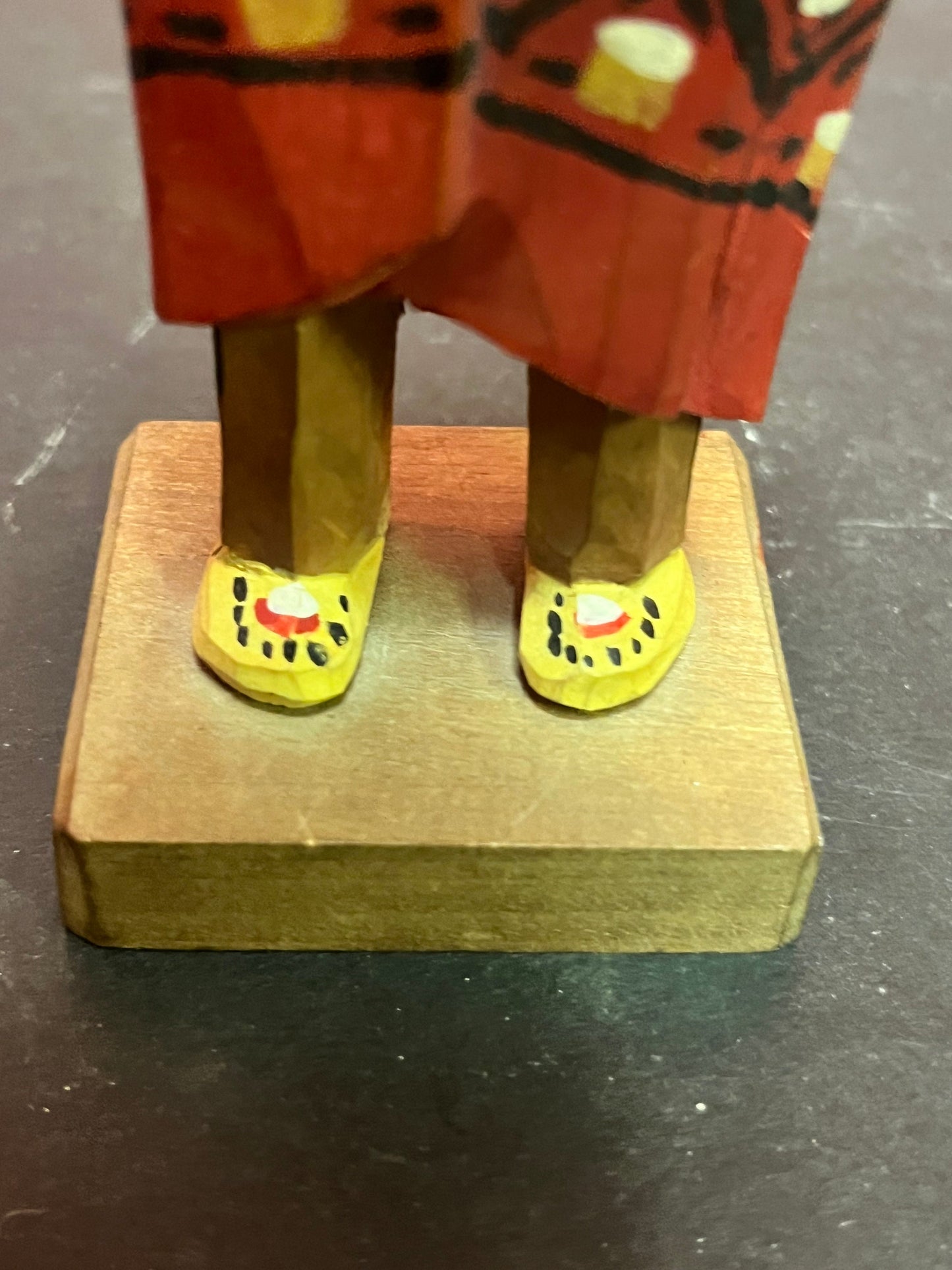 Rare 6 inch tall 1930s signed Quebec first nation statue very cool
