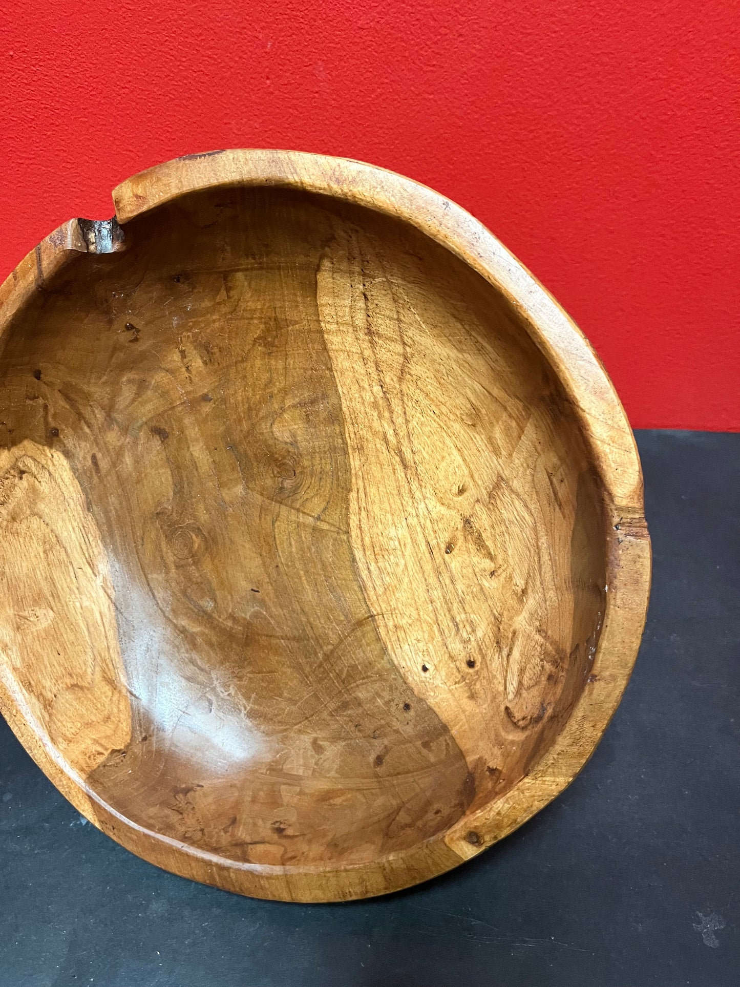 11 x 6“ high exotic wood tripod bowl   wonderful decor or gift