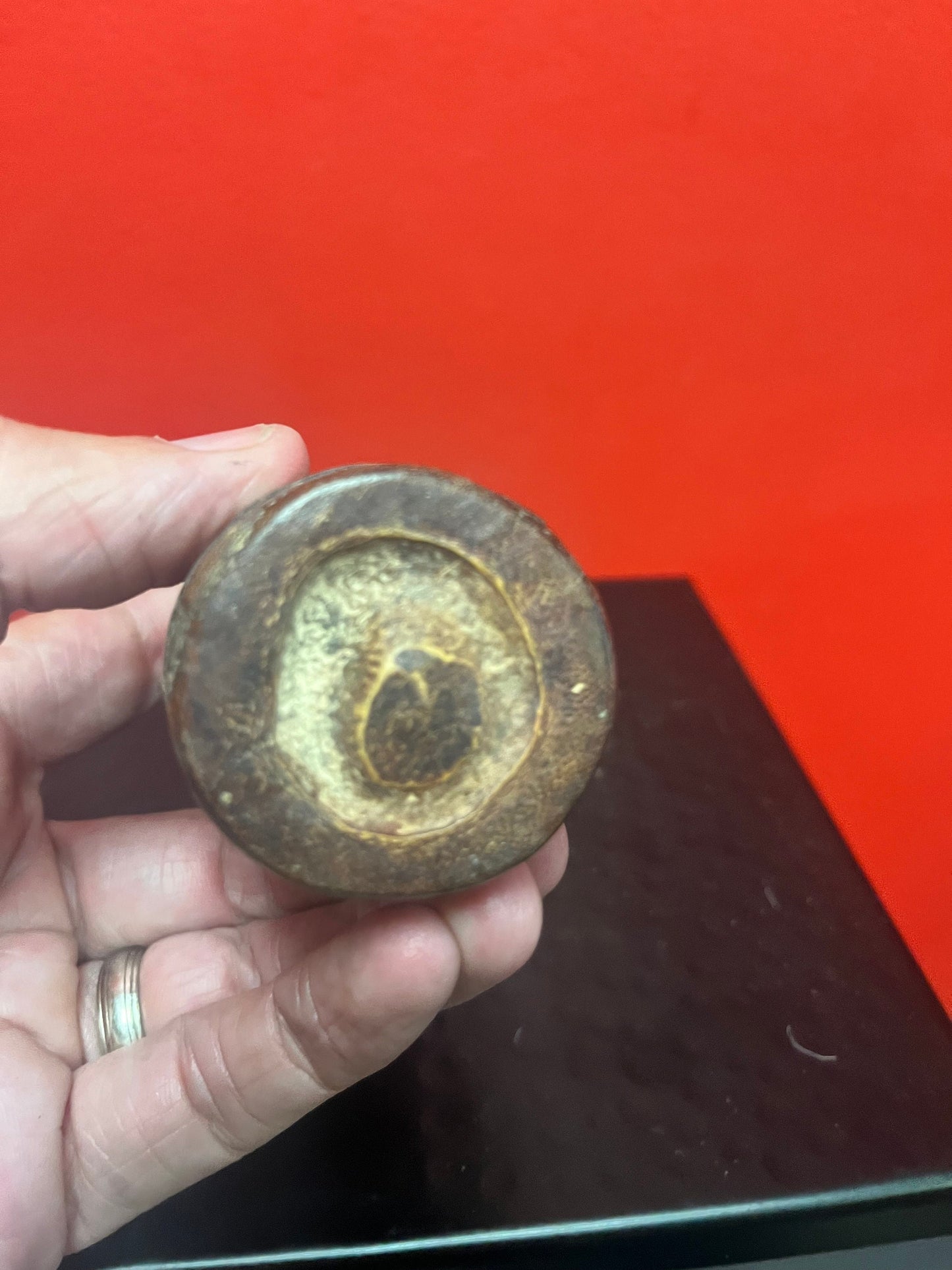 Lovely antique wooden cylinder box  - Very very old but a mystery piece 4 inches tall