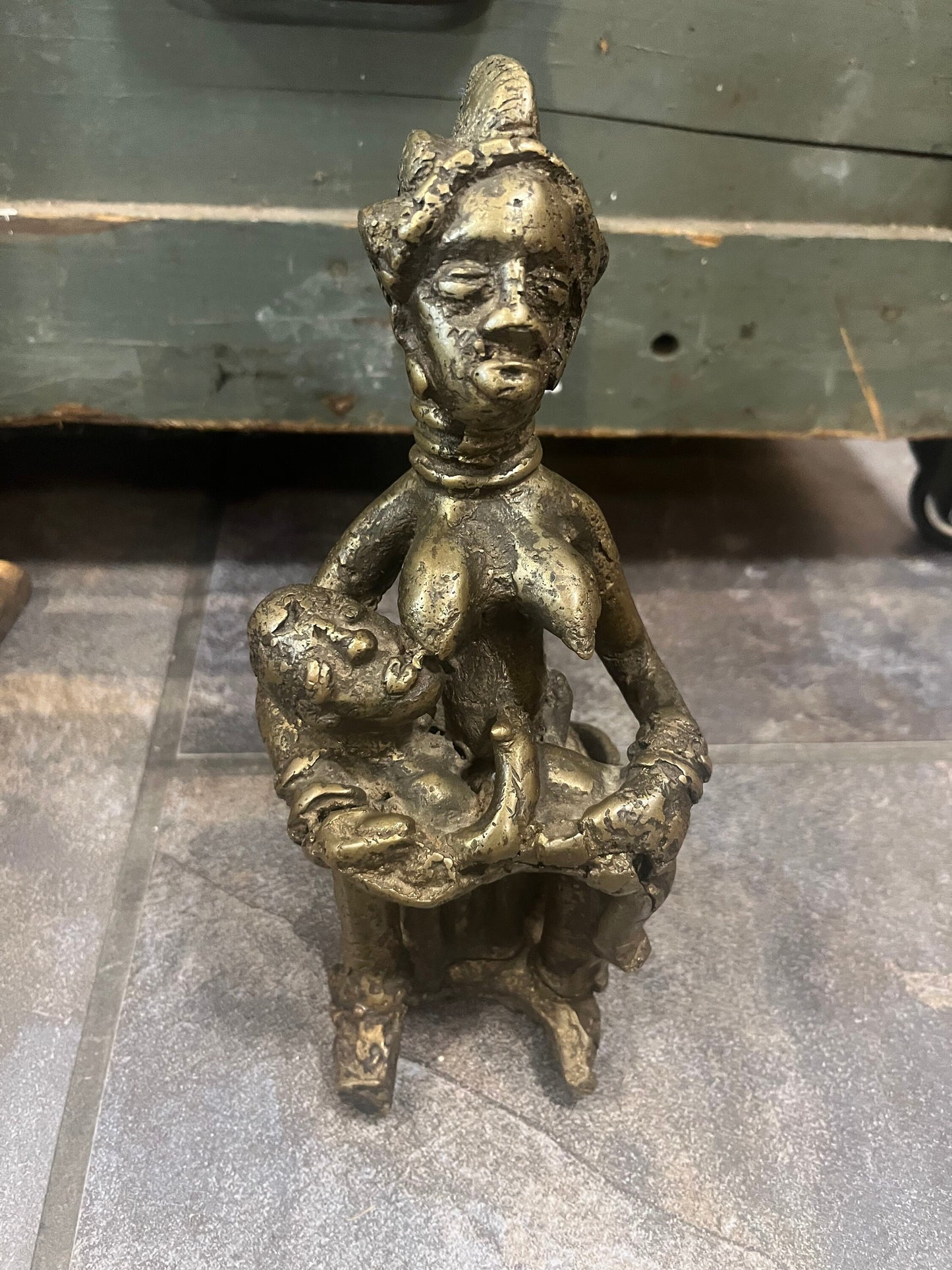 Lovely 9.5 inch tall heavy old African BENIN bronze statue of a woman breast-feeding stunning patina wow
