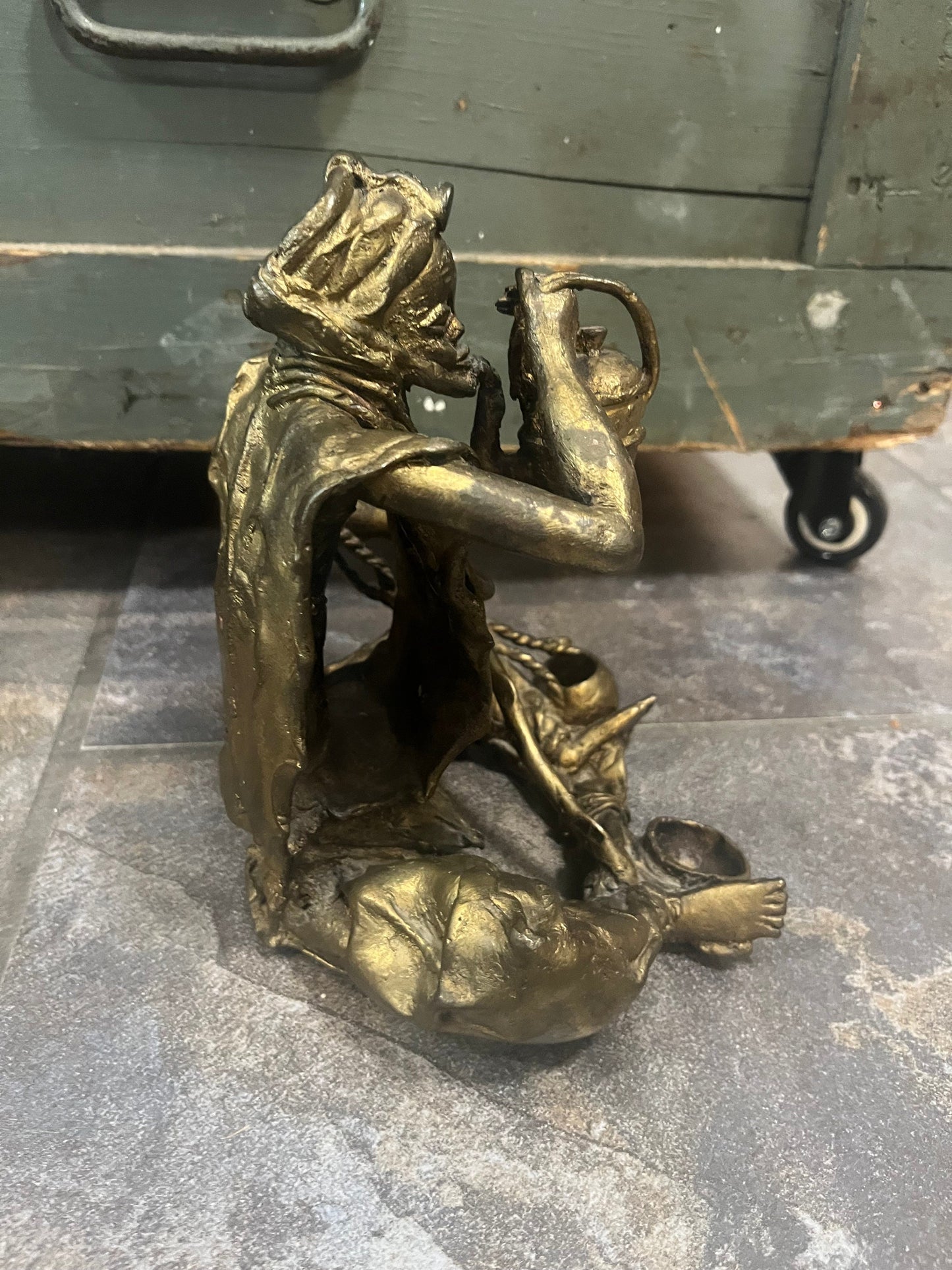Stunning 9 inch tall old Benin bronze figure heavy with patina great imagery African beauty