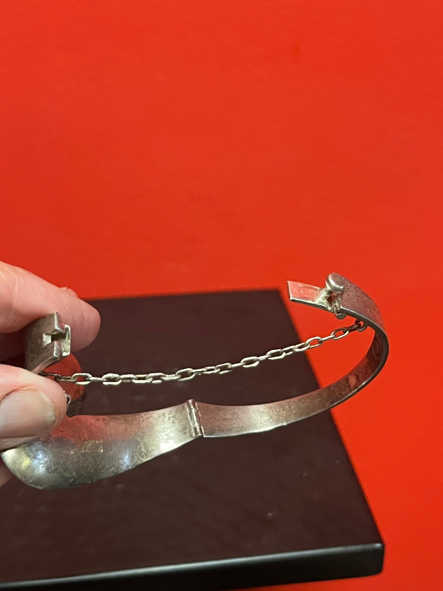 Stunning 4 inch wide, solid sterling silver signed and stamped Mexican modernist bracelet with amethyst Perfect gift