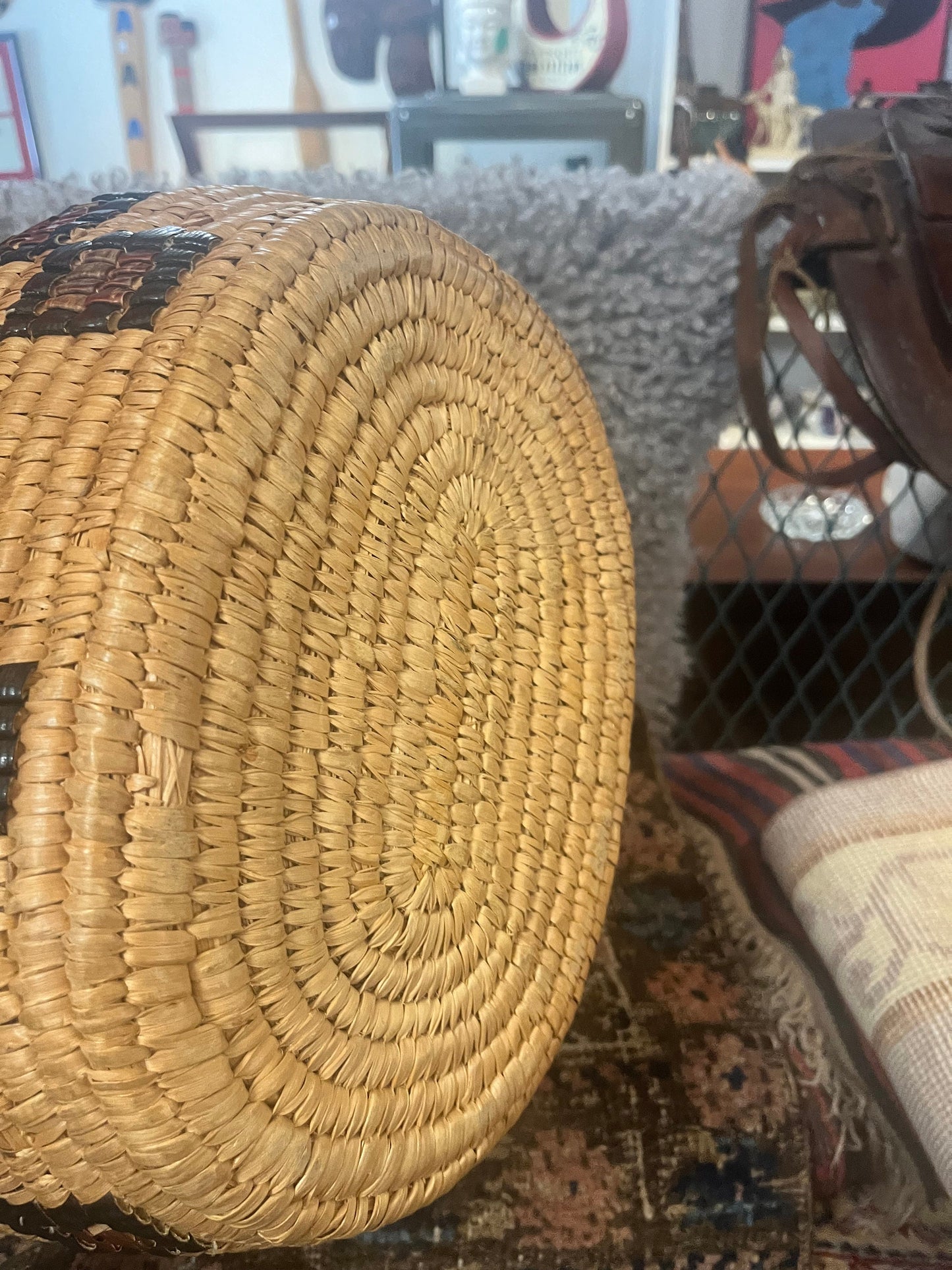 Stunning 8 x 10 x 8 tall antique indigenous first nations pacific northwest coast Salish basket good antique condition great value