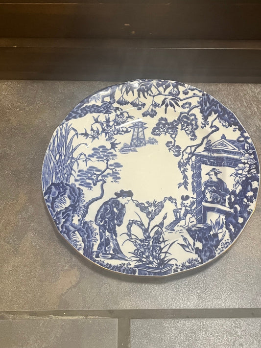 8 English royal crown derby mikado 8 inch plates — all mint condition — sold as a lot — extremely good value