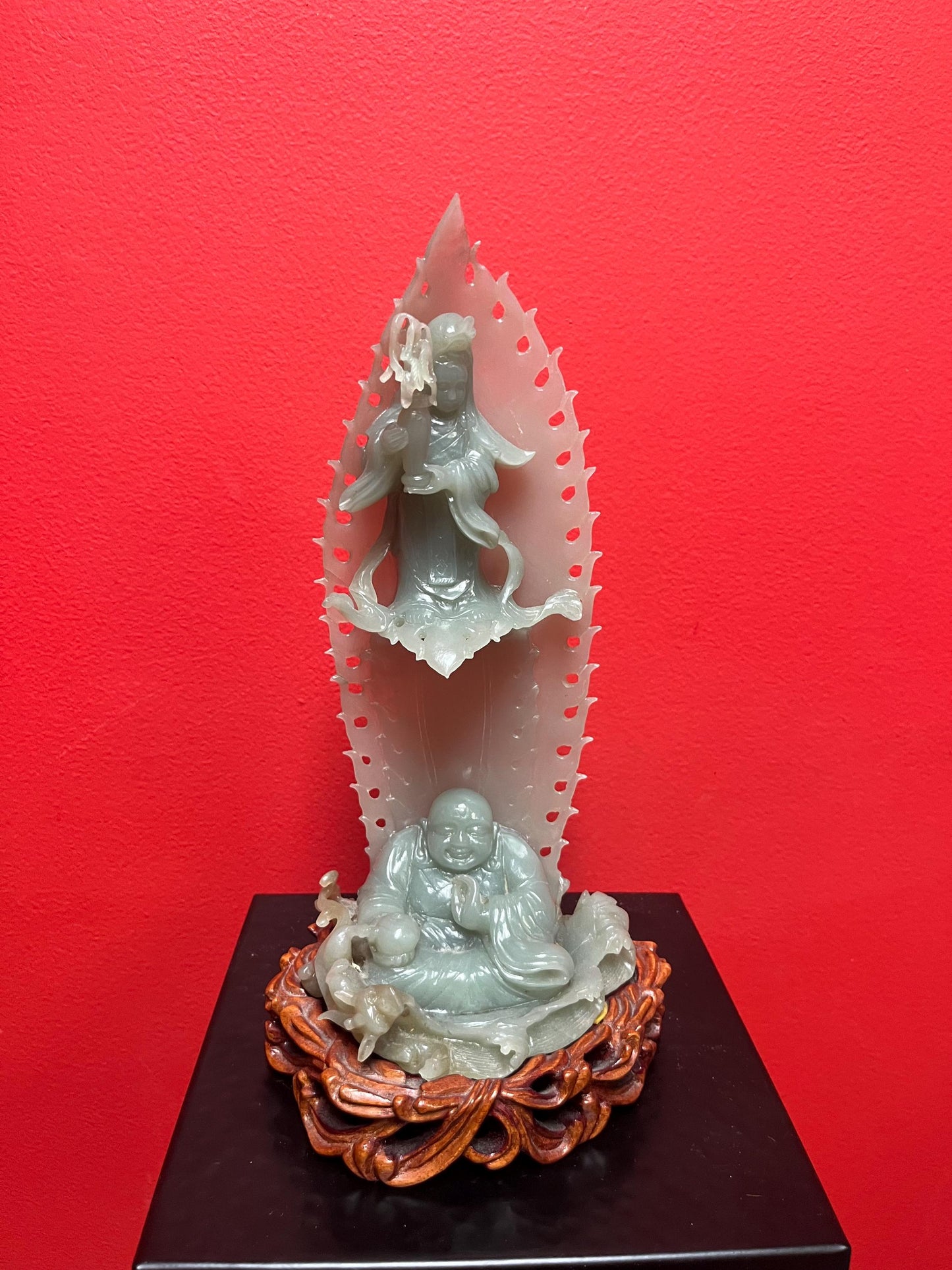 Stunning museum quality 10.5 x 5 wide Chinese jade statue on Rosewood stand From important estate Wonderful detail Amazing value
