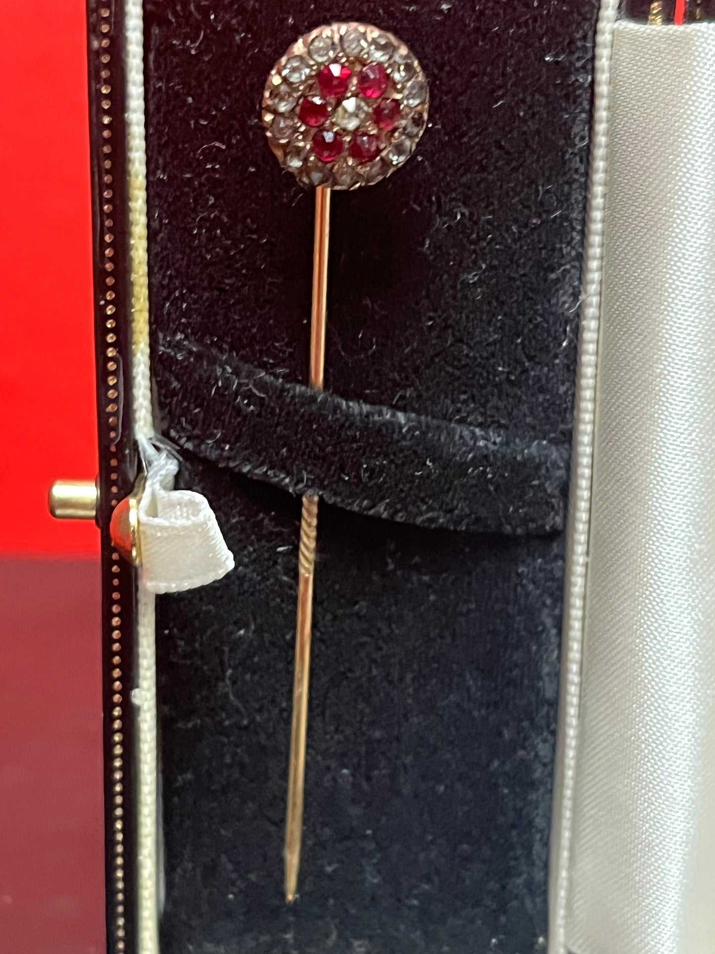 Stunning, antique gold, ruby, and diamond hat pin in a Beautiful box wonderful piece wow