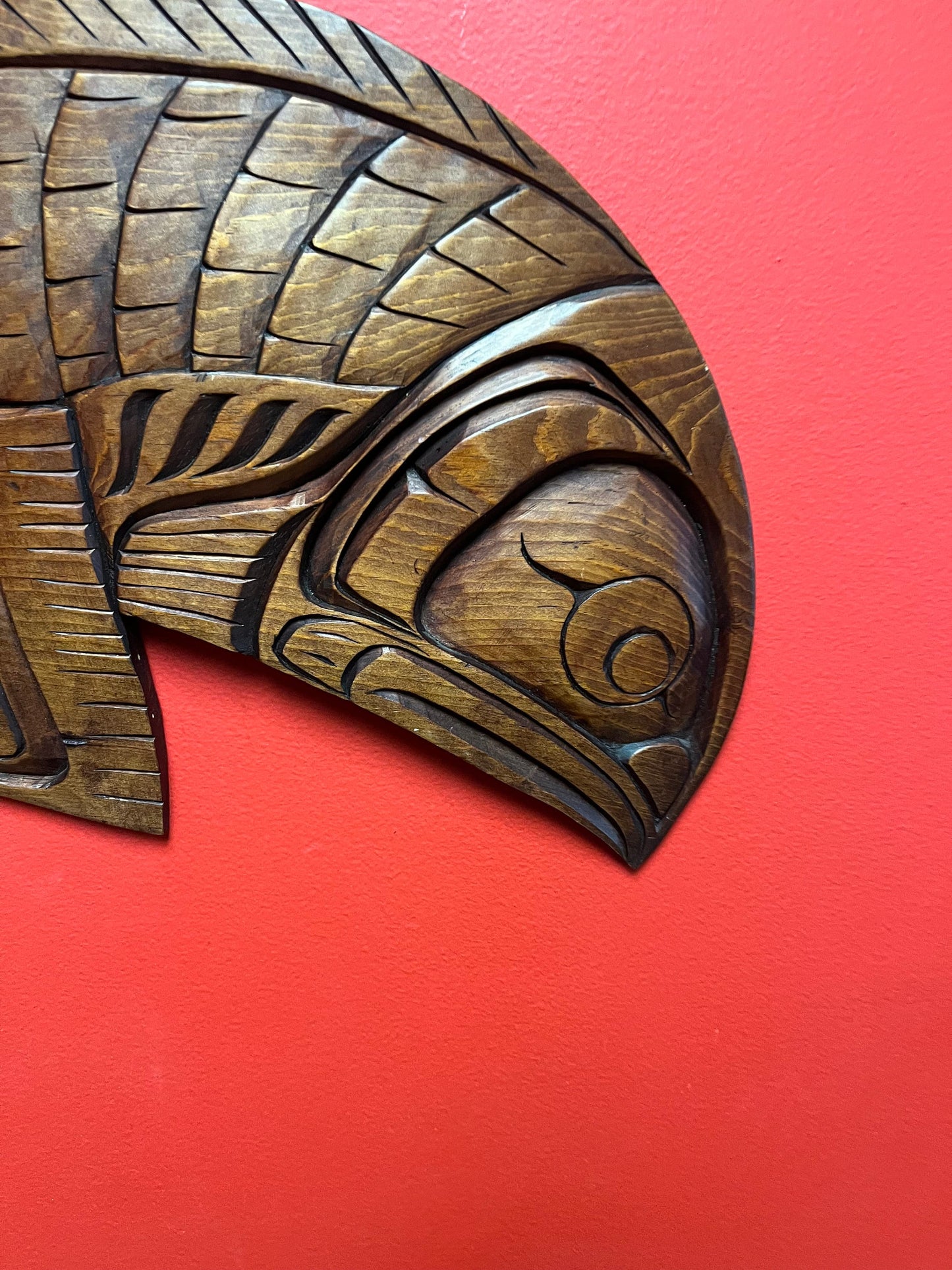 Stunning 17 x 12“ high indigenous first nations specific northwest Coast Willy Hawkins salmon plaque great detail and quality