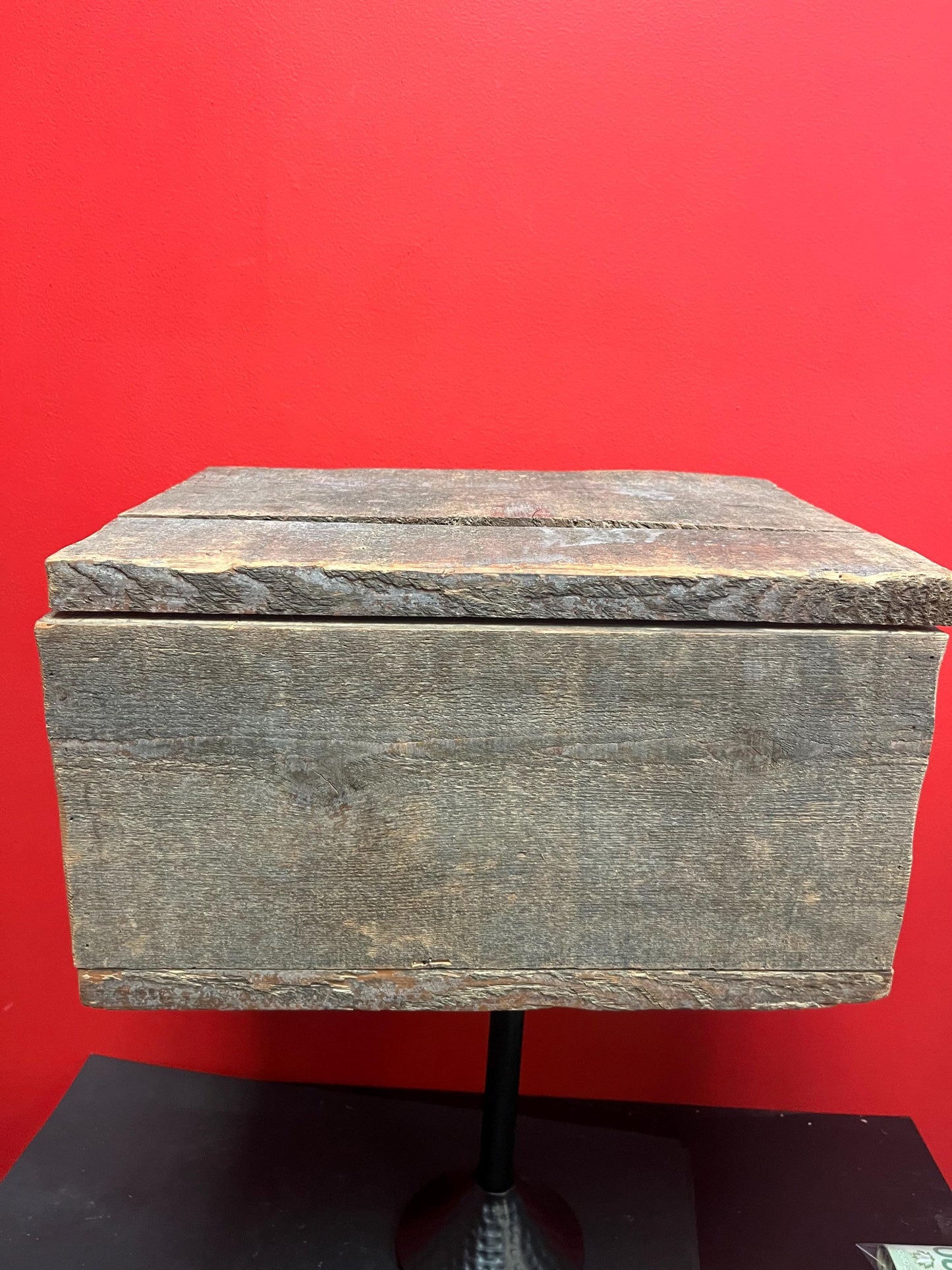 Museum quality stunning 16 x 11 x 9 high authentic indigenous first nations Haida ceremonial box wonderful imagery and amazing value