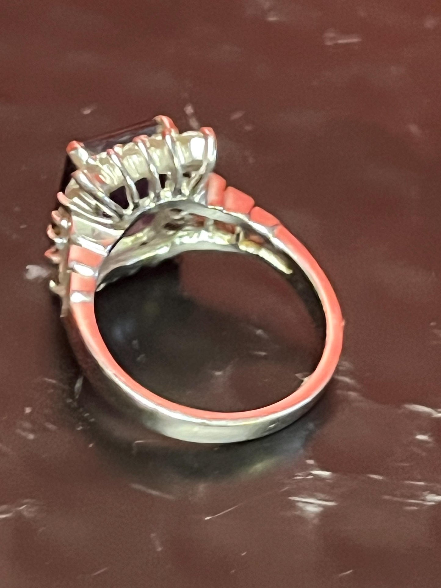 Beautiful sterling silver and amethyst cocktail ring size 5.5 shiny and beautiful amazing value