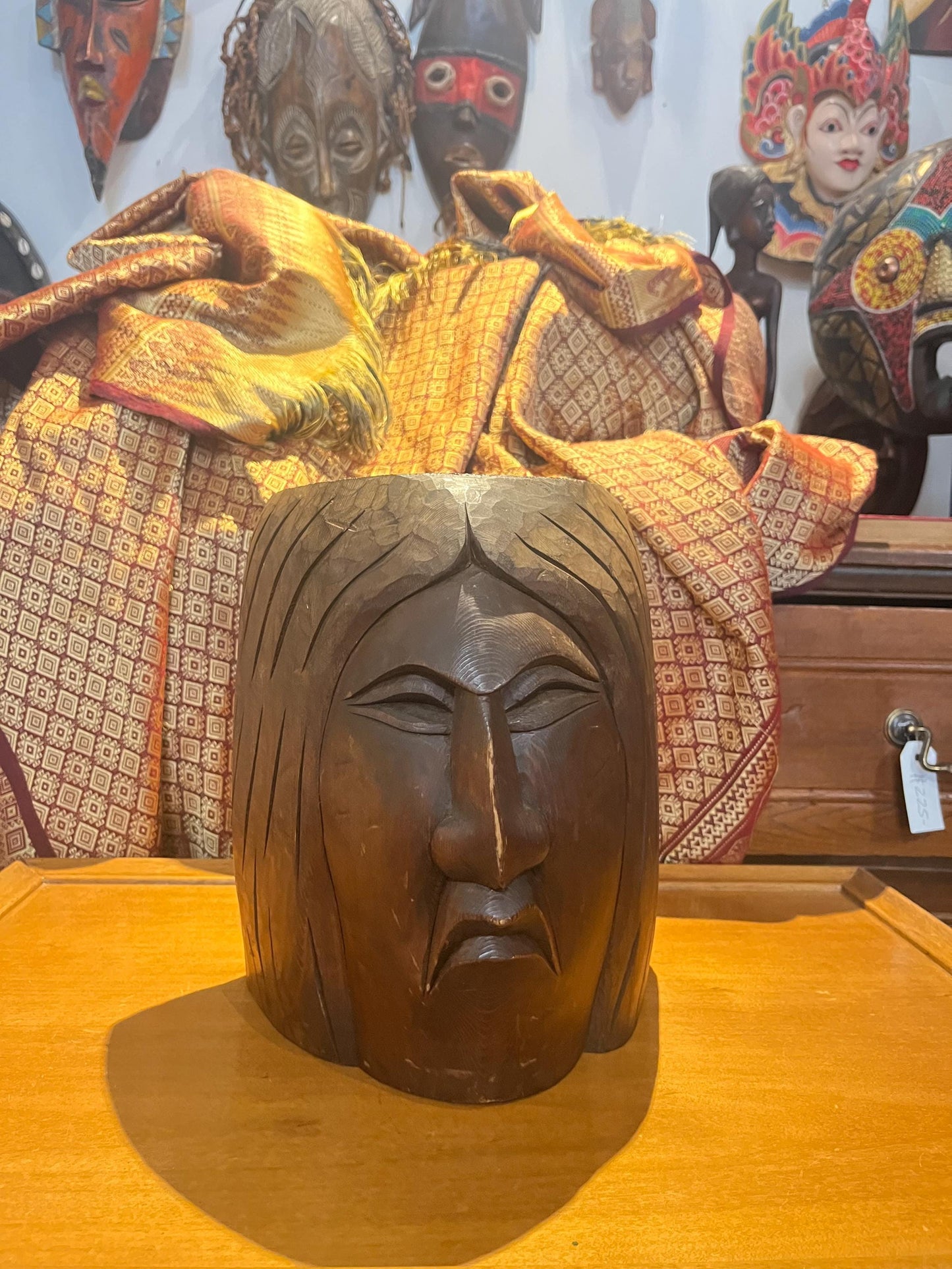 10 x 9 x 6 inch thick indigenous first nations Pacific northwest Coast Squamish Cedar chief head  ready to hang  wow value