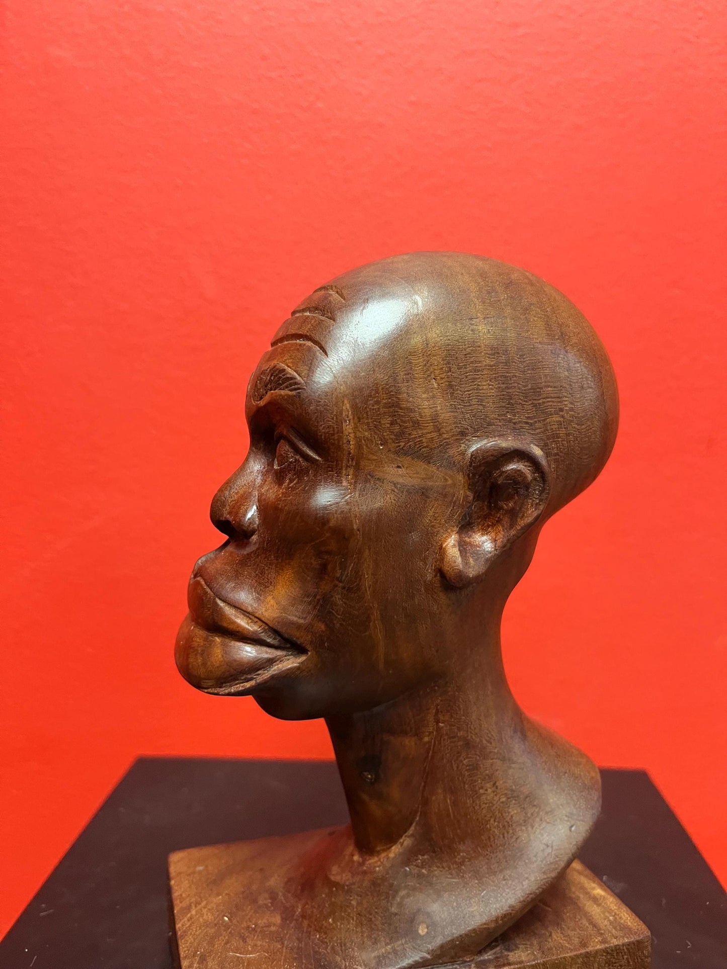 Beautiful 7 inch tall wonderfully carved statue of an African mans head simple and elegant