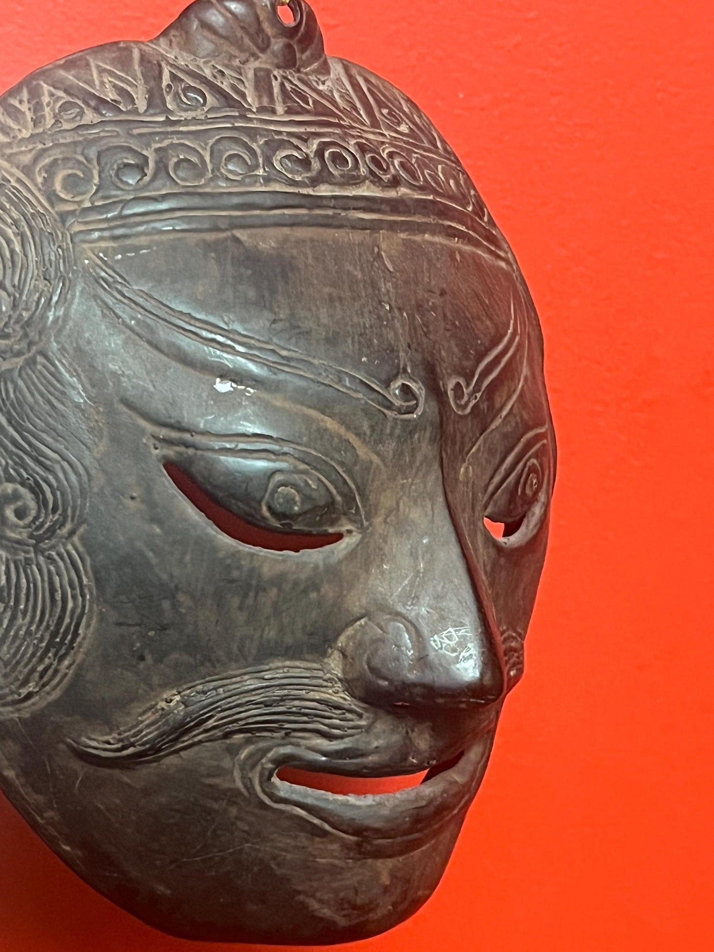 Fabulous 7 x 5 antique Burmese bronze mask amazing patina and imagery really high-quality