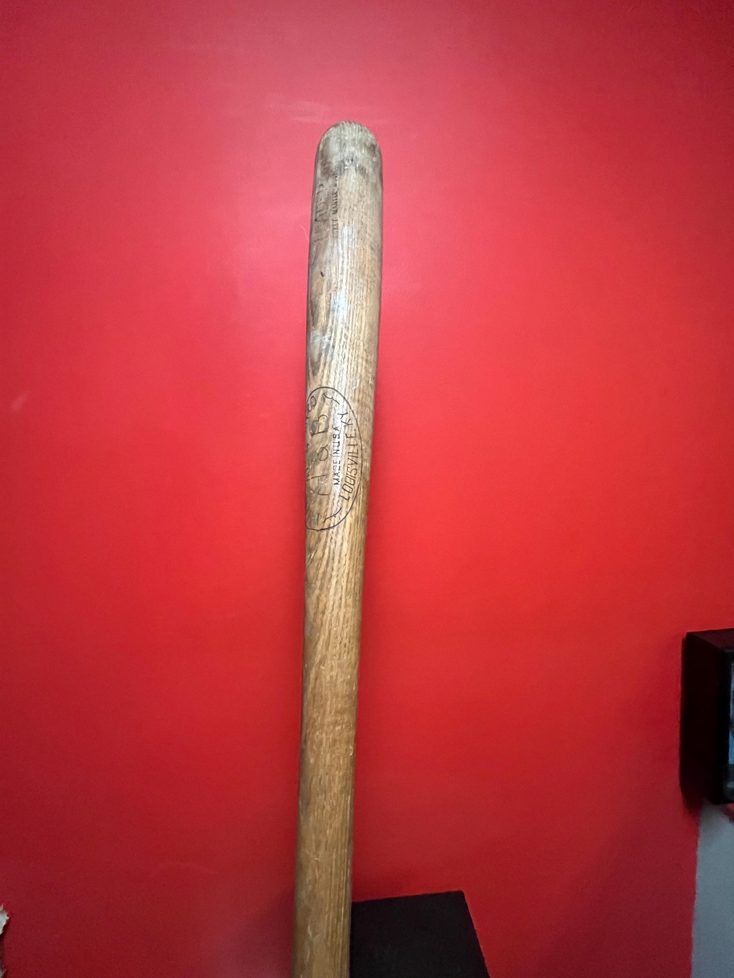 Amazing American Mickey Mantle 33 inch long baseball bat by H&B number nine #1 - Wow