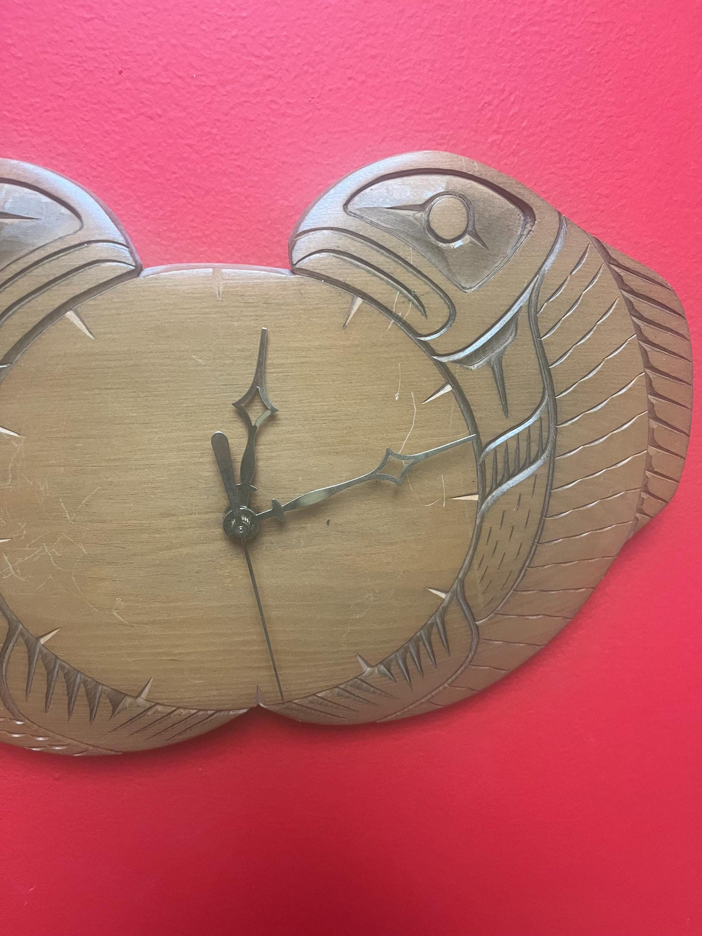 Fabulous unique 15 x 9 inch signed indigenous nations pacific  Northwest Coast salmon clock -  working  great gift