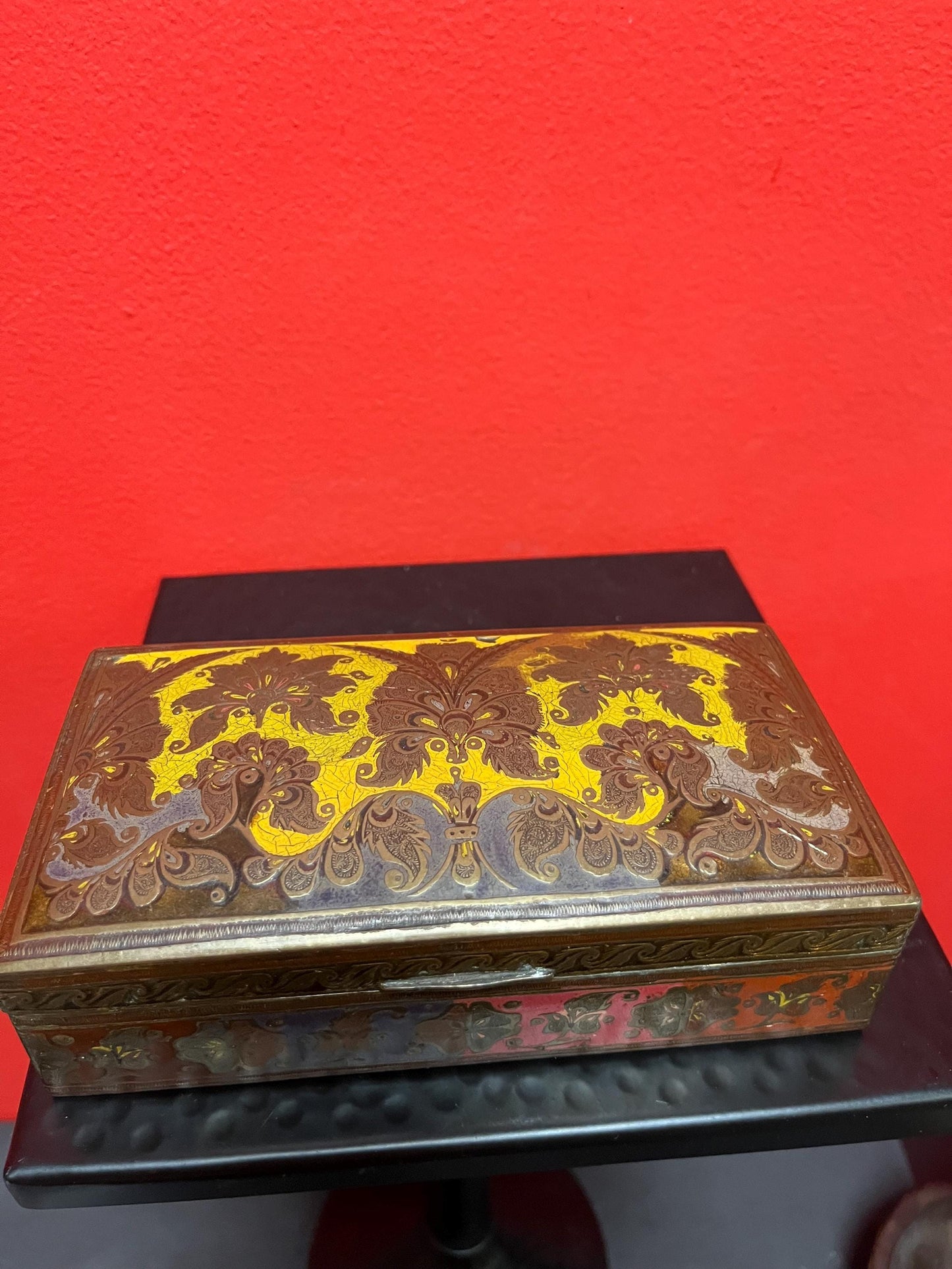 6 x inch x 2 inch high vinatge Indian brass engraved dragon jewelry or cigarette box amazing imagery