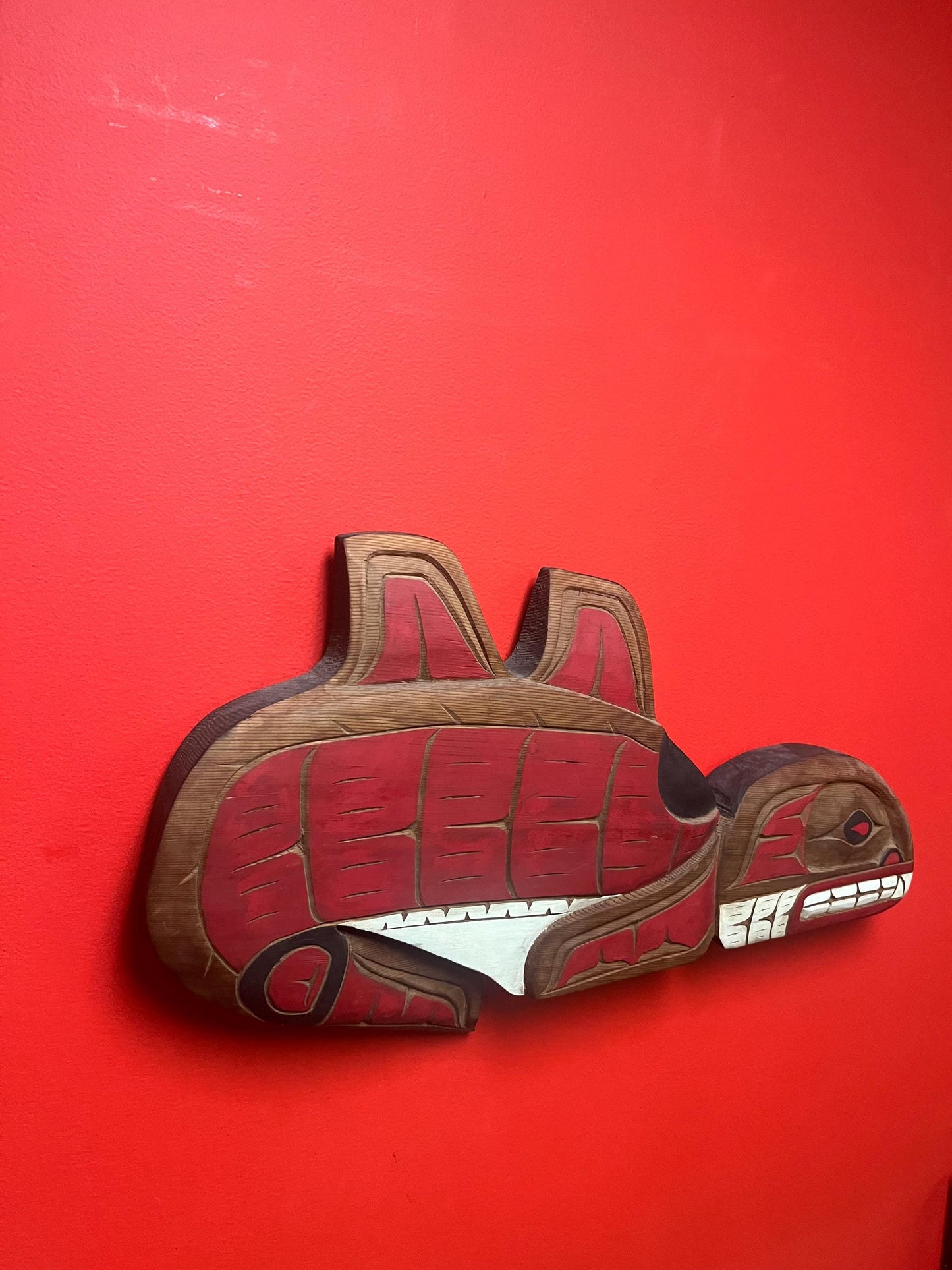 Pretty amazing huge 24 x 15 by 2 inch thick signed killer whale indigenous first nations Pacific Northwest Coast beauty heavy fabulous
