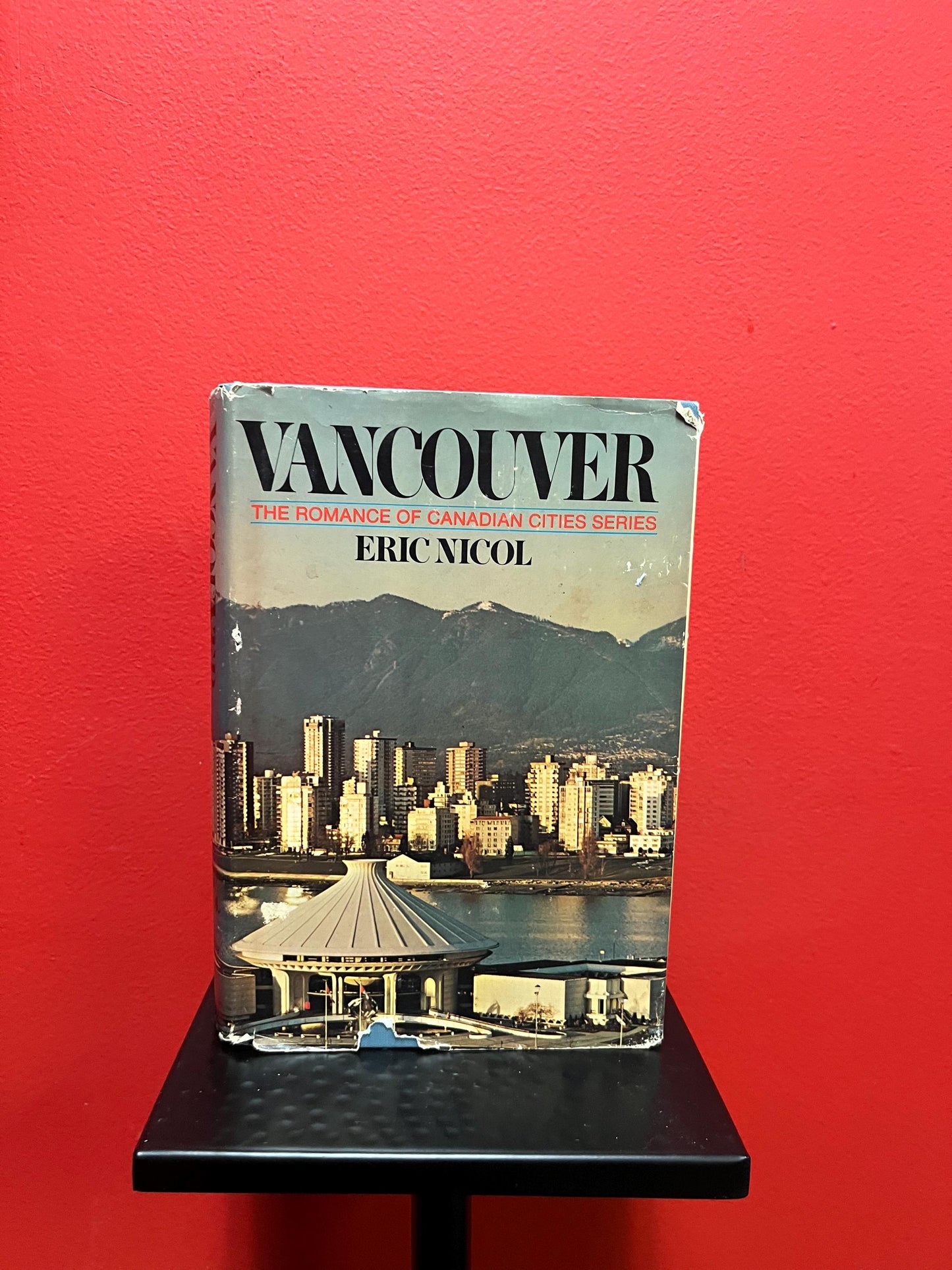 Cool 1970 Vancouver book 259 pages - Used condition but very interesting and great gift memories of Canada