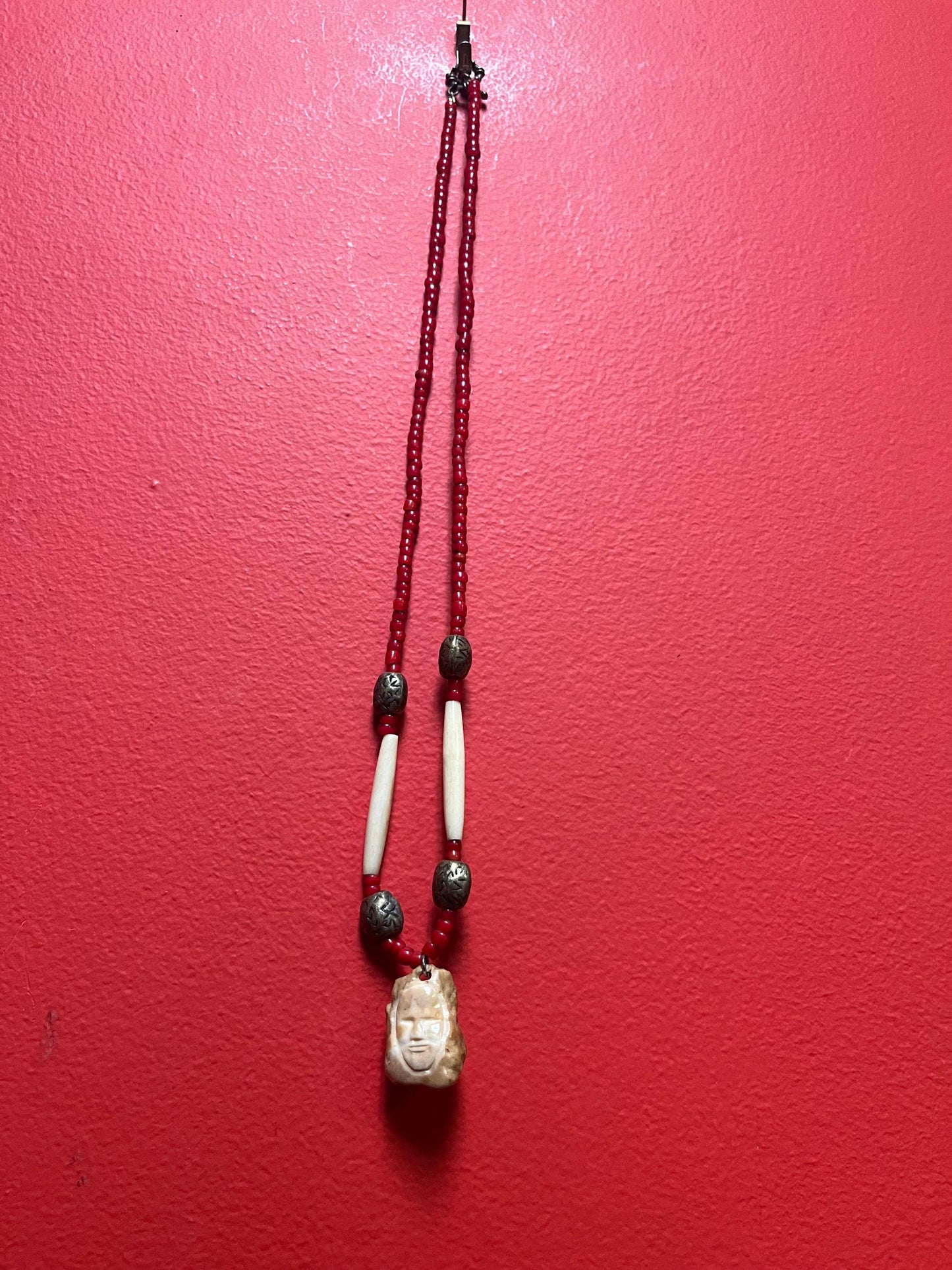 An indigenous First Nations  Canadian antique trade bead 21 inch necklace, bracelet and matching earrings  set in box  made recently -