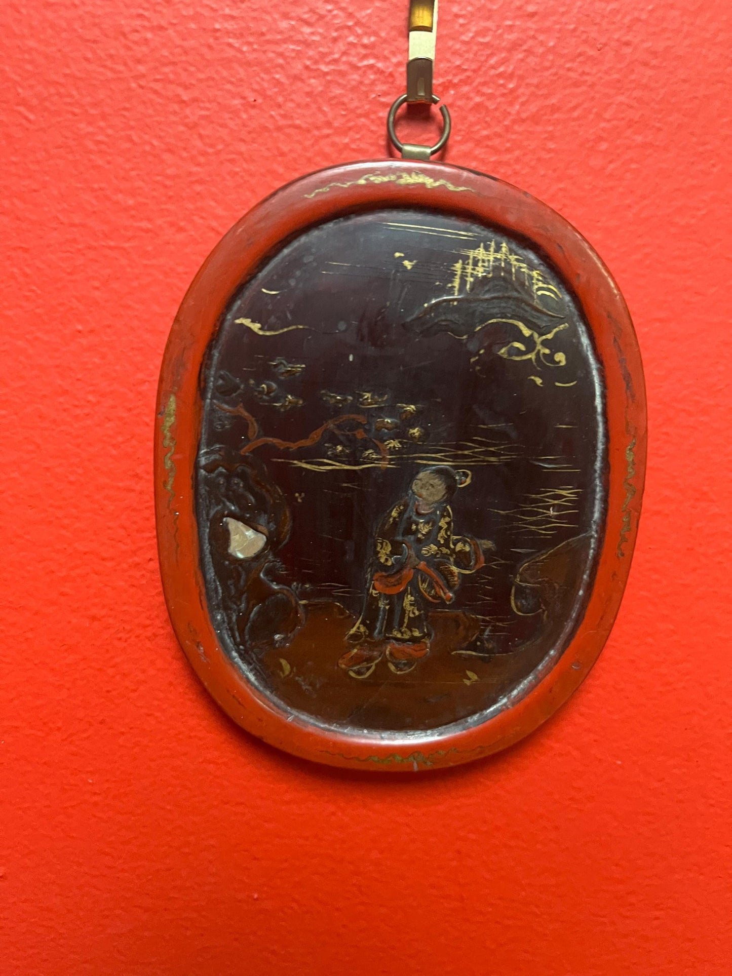 Wonderful 5 x 4 Chinese lacquer framed picture with abalone shell   wonderful detail and great gift ready to hang