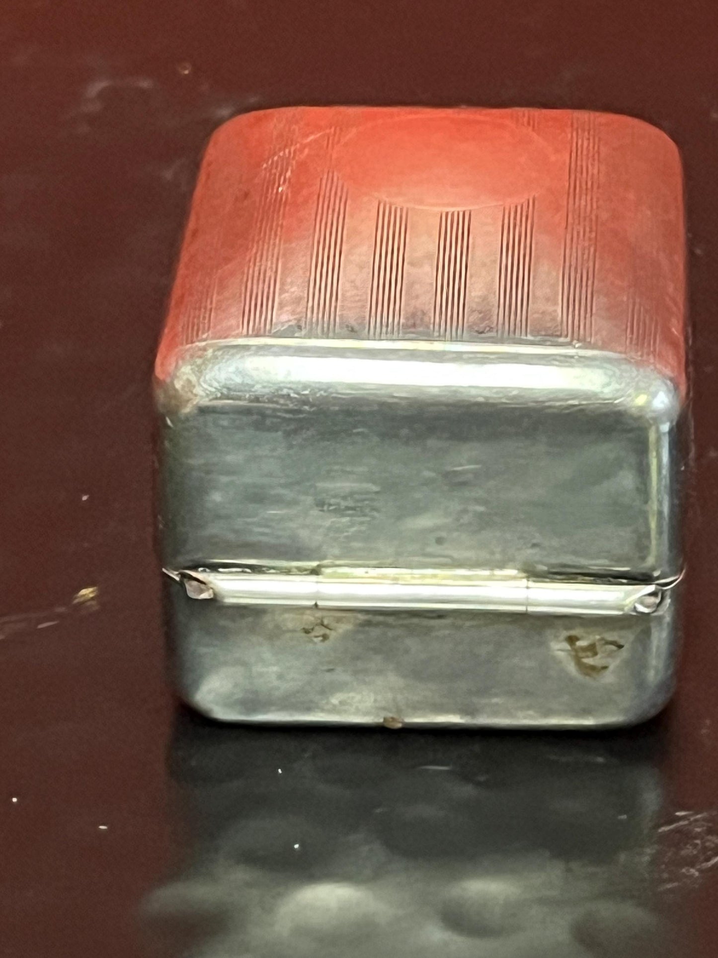 Lovely Canadian Sterling 1.5 x 1 high ring box in fabulous condition no monogram perfect for an I Do great value