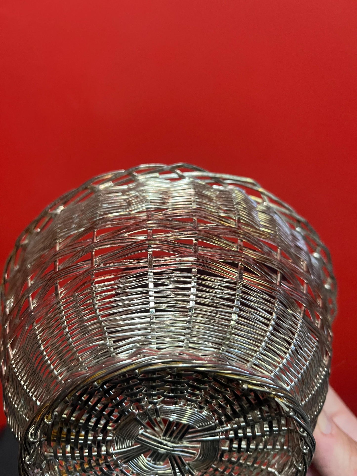 Beautiful 7 x 3 tall English silver plated basket wonderful gift