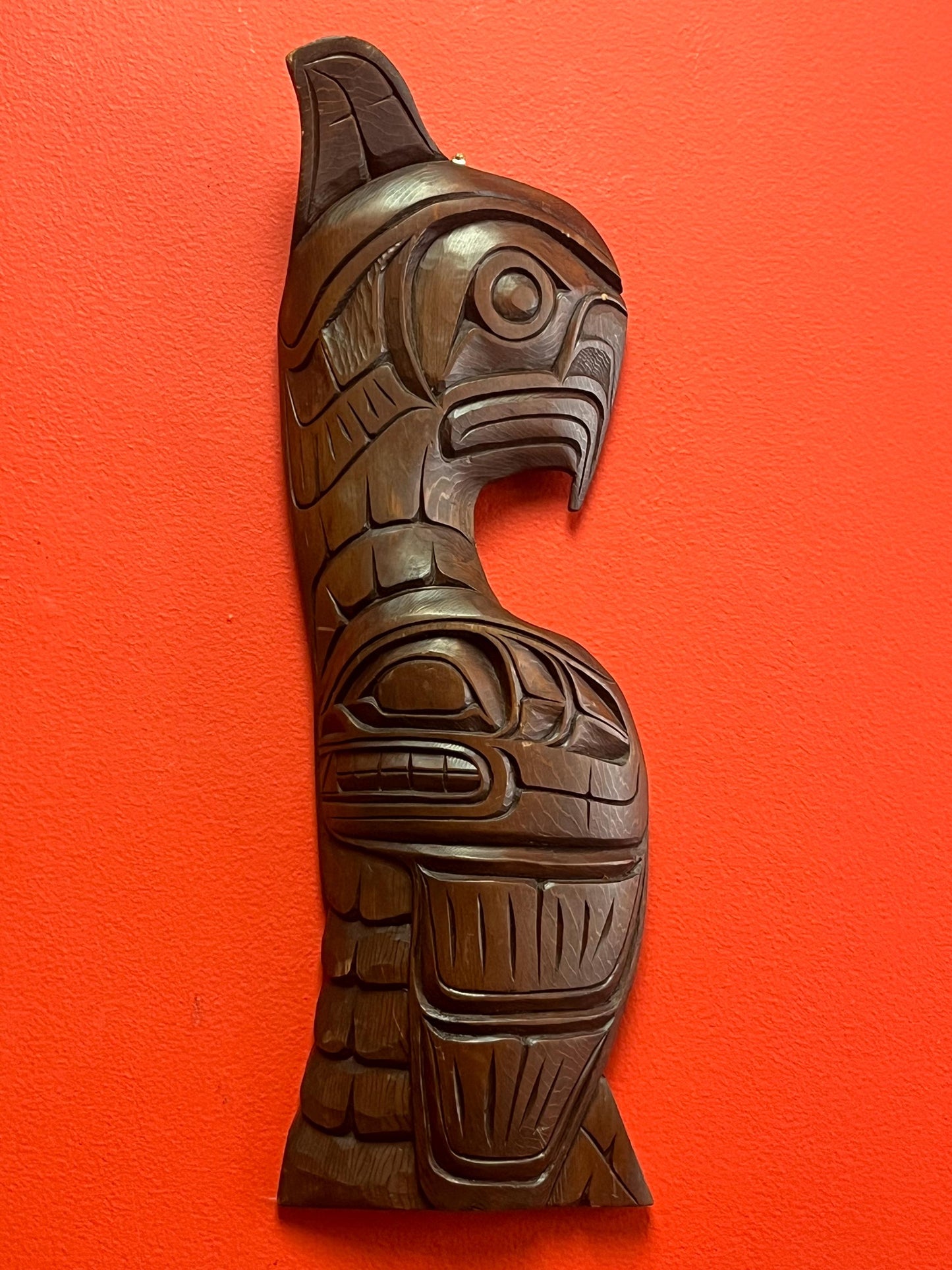Absolutely beautiful 18 x 5“ wide indigenous first nations Pacific northwest Coast unsigned plaque of an eagle killer whale transformation