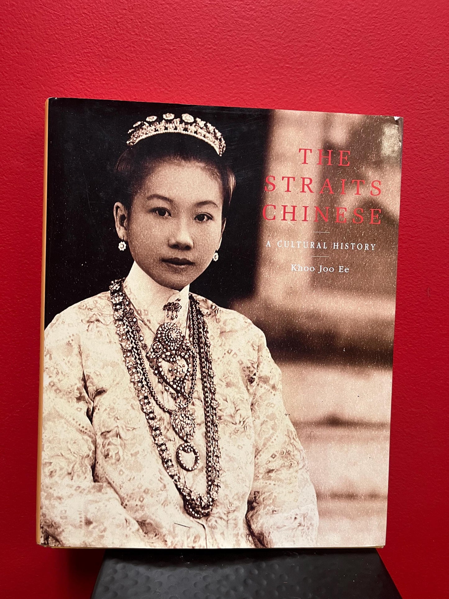 wonderful copy of the straits Chinese cultural history book 288 pages  very nice condition and a good gift