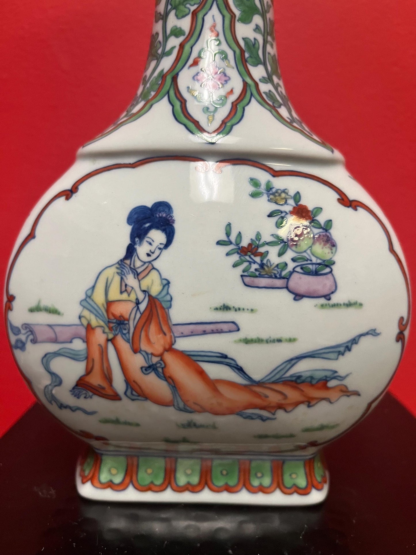 Lovely 10 inch tall signed Chinese porcelain vase with great unusual shape