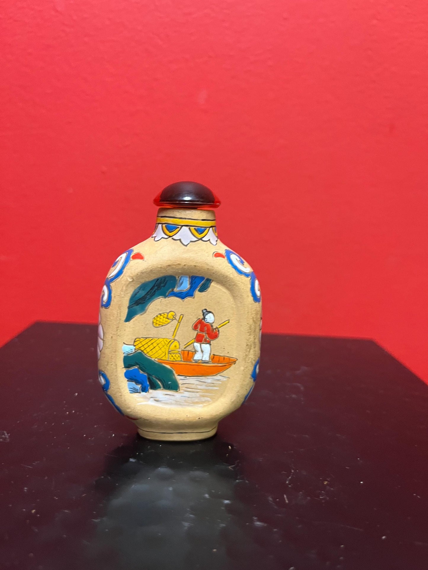 Chinese antique Clay handpainted snuff bottle with stopper