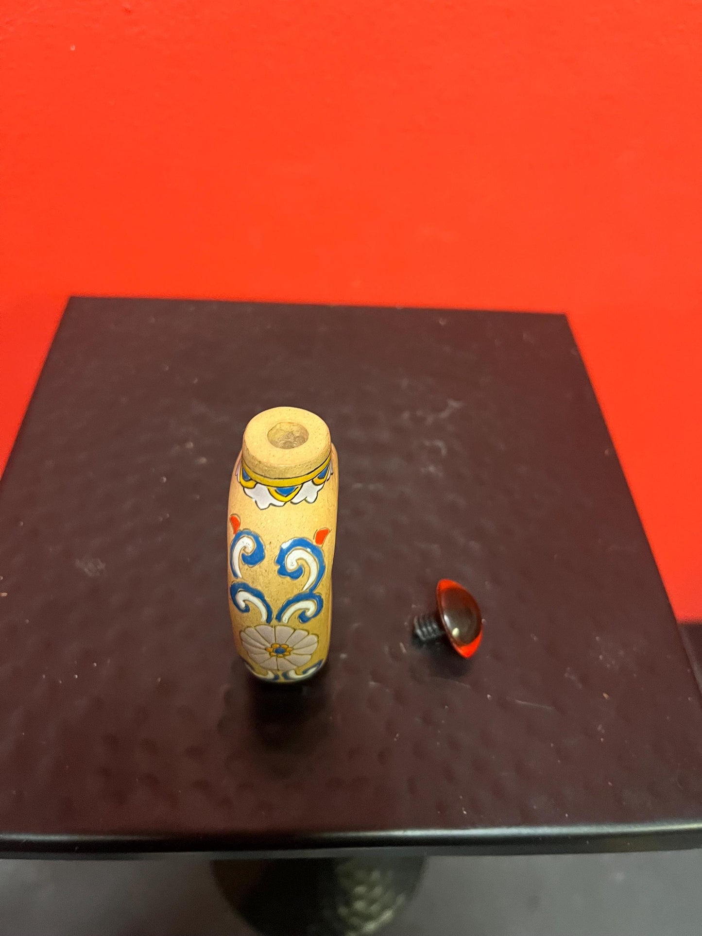 Chinese antique Clay handpainted snuff bottle with stopper