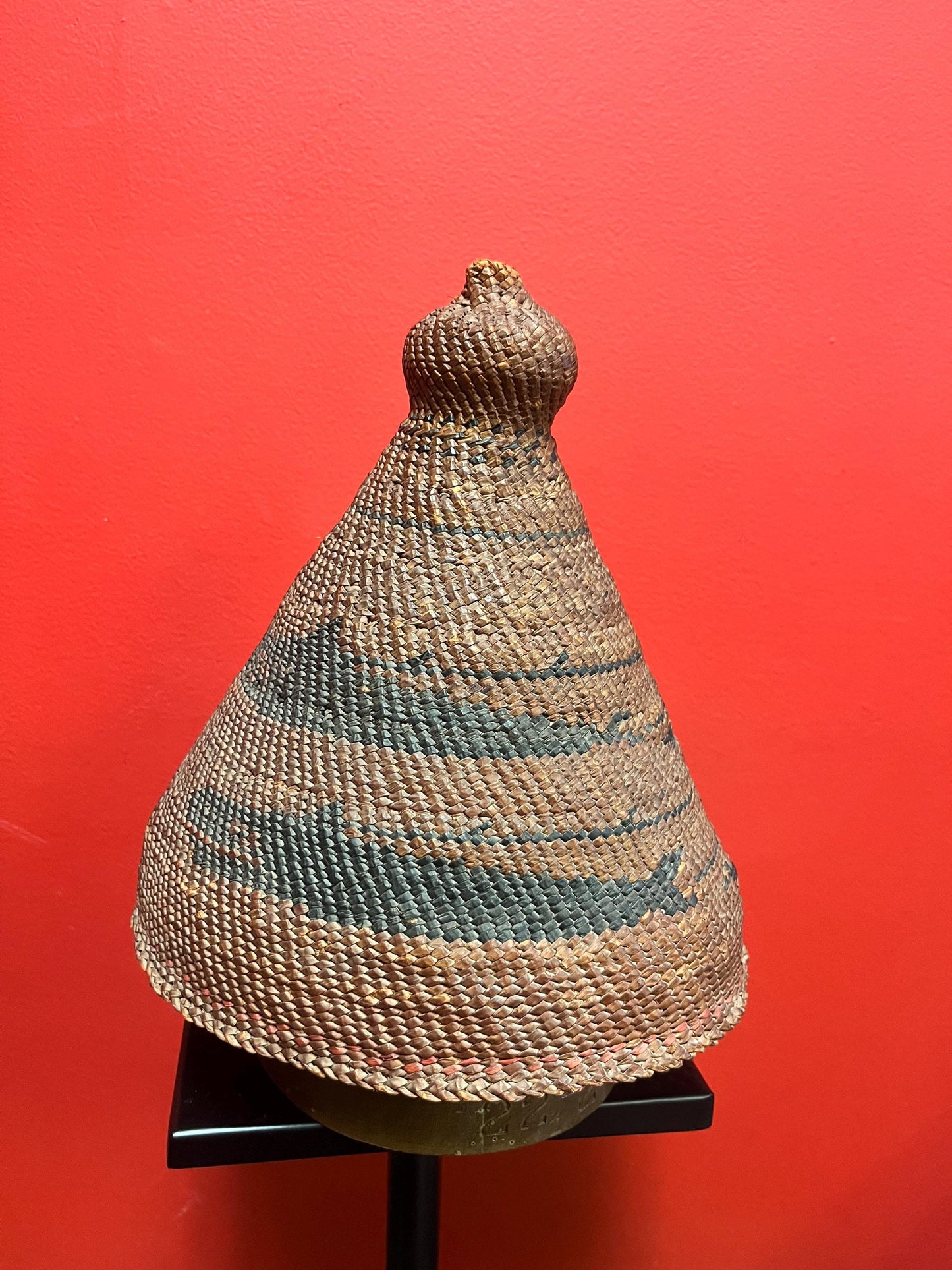 Stunning museum quality 11 x 10“ wide authentic early early 19 century indigenous First Nations Nootka whaling hat great patina and design