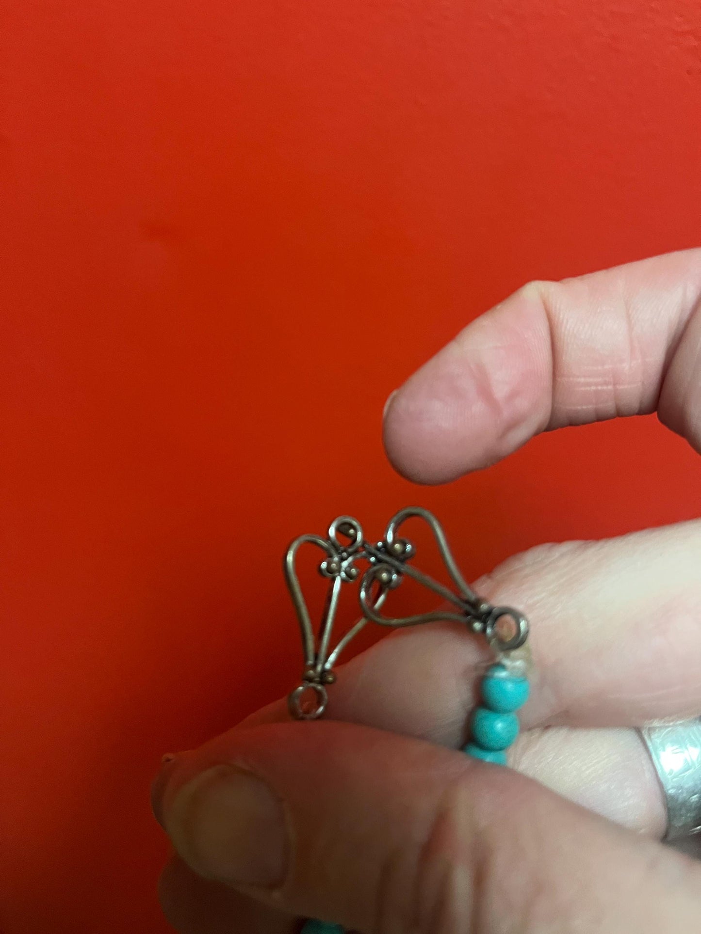 33 inch approx turquoise necklace good quality and wonderful look great gift