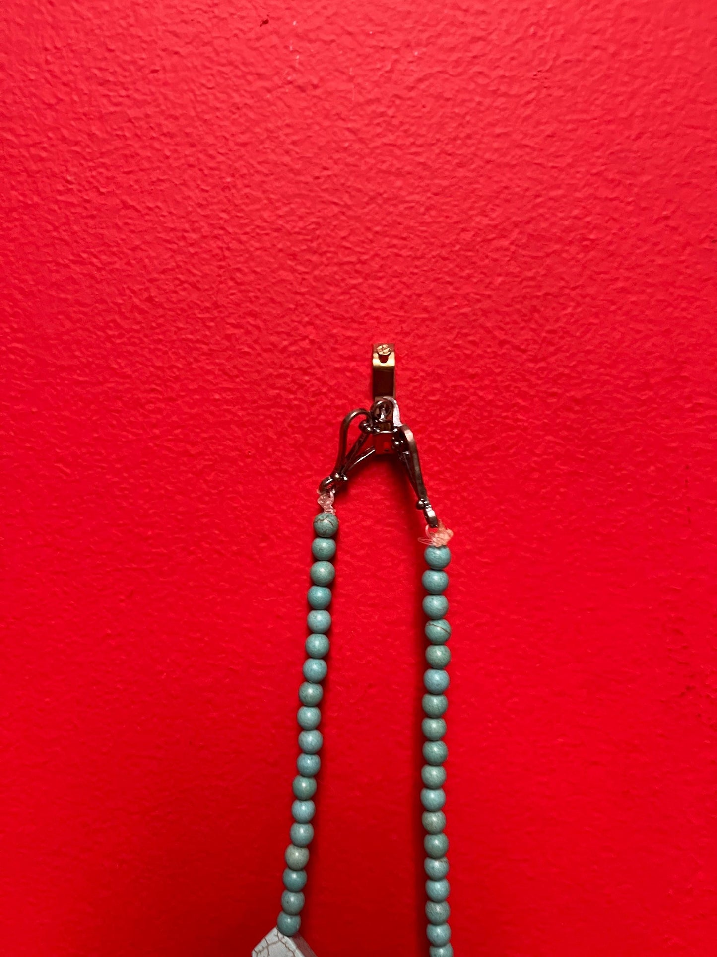 33 inch approx turquoise necklace good quality and wonderful look great gift