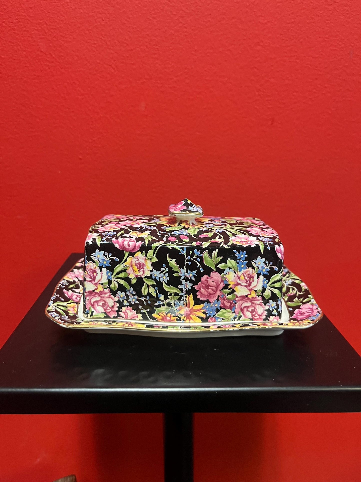 6 x 4 x 4 inch high chintz Nantwich covered butter dish good condition great price
