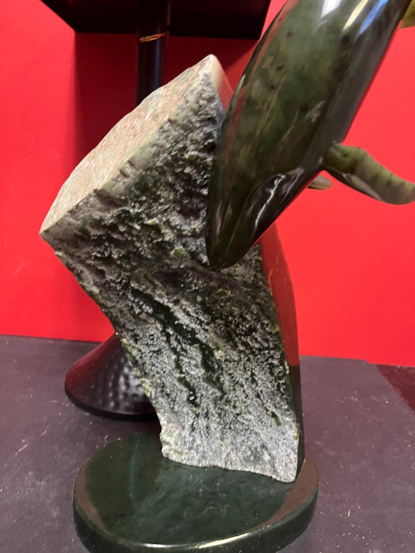 Stunning Canadian BC Jade statue of a killer whale out of a rock LYLE SOPEL with authentication certificate valued at 12500 dollars