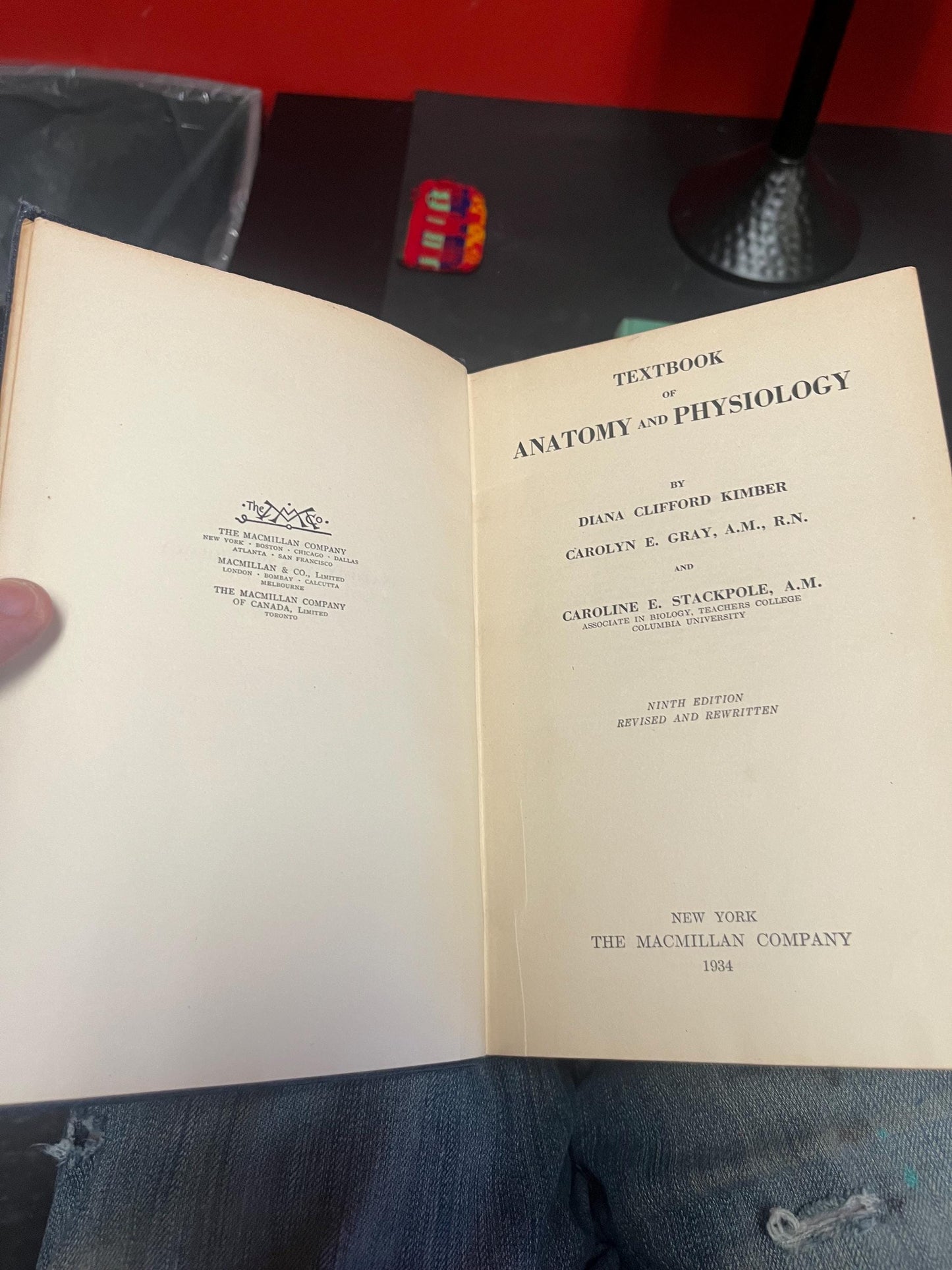 Textbook of anatomy and physiology ninth edition 1934 640 pages pretty good antique condition