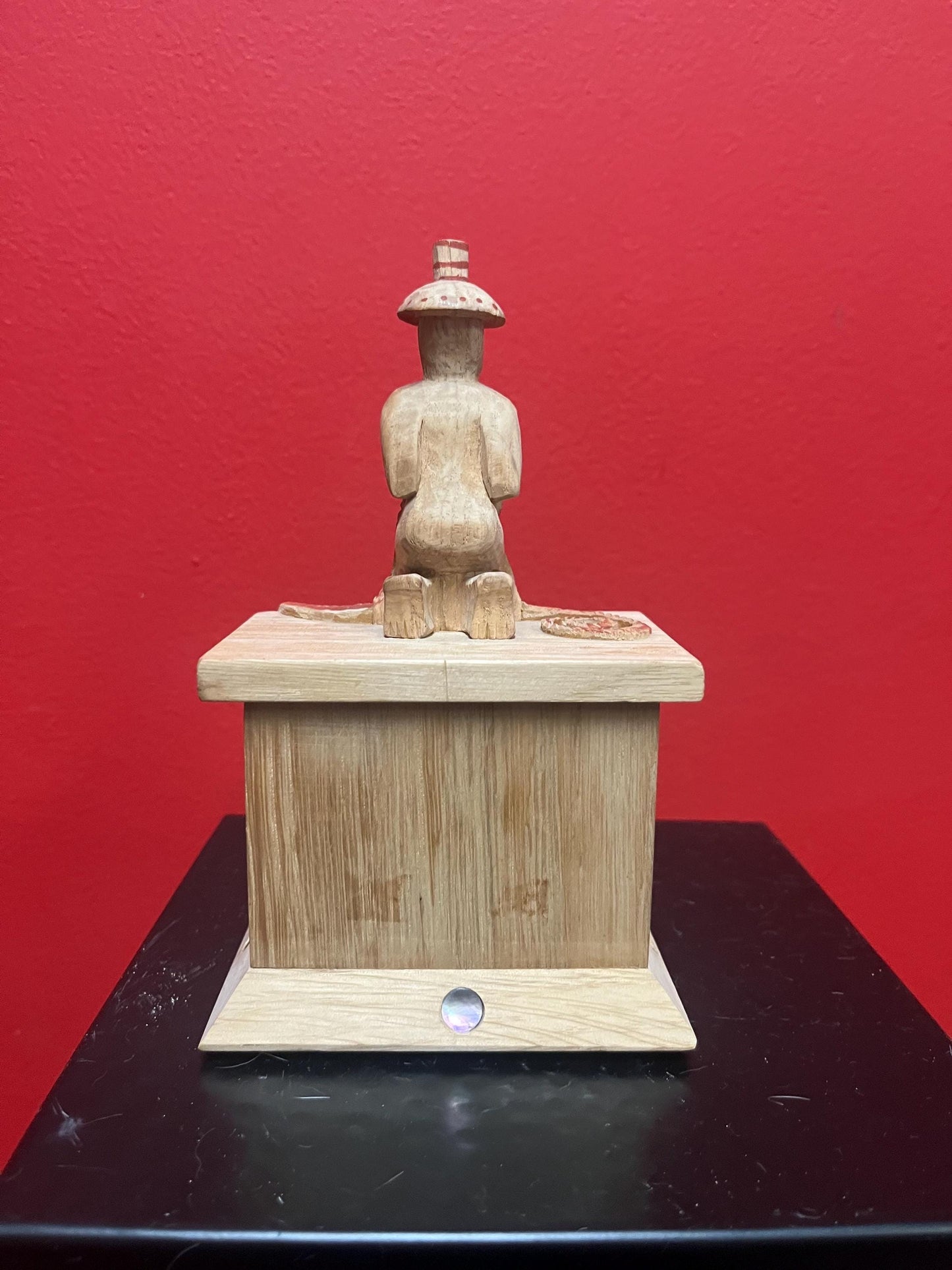 Beautiful indigenous first nations Haida wooden carved and painted box great detail and abalone features 7 x 4 wide