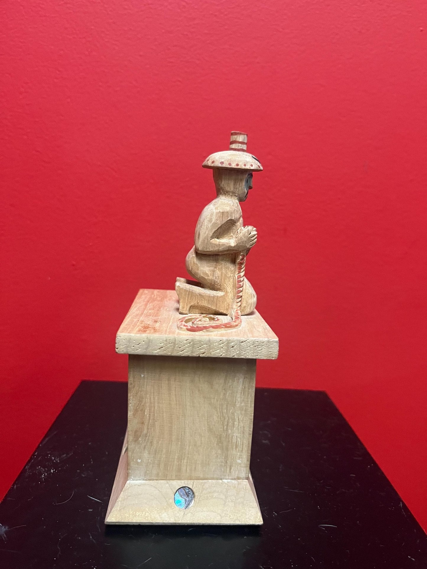 Beautiful indigenous first nations Haida wooden carved and painted box great detail and abalone features 7 x 4 wide