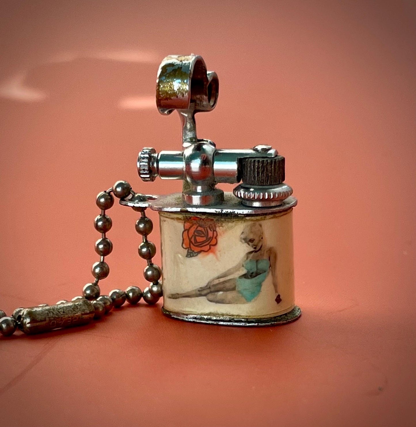 1950s Tiny Pinup Lighter Needs Flint, Wick & Fuel, Working Parts