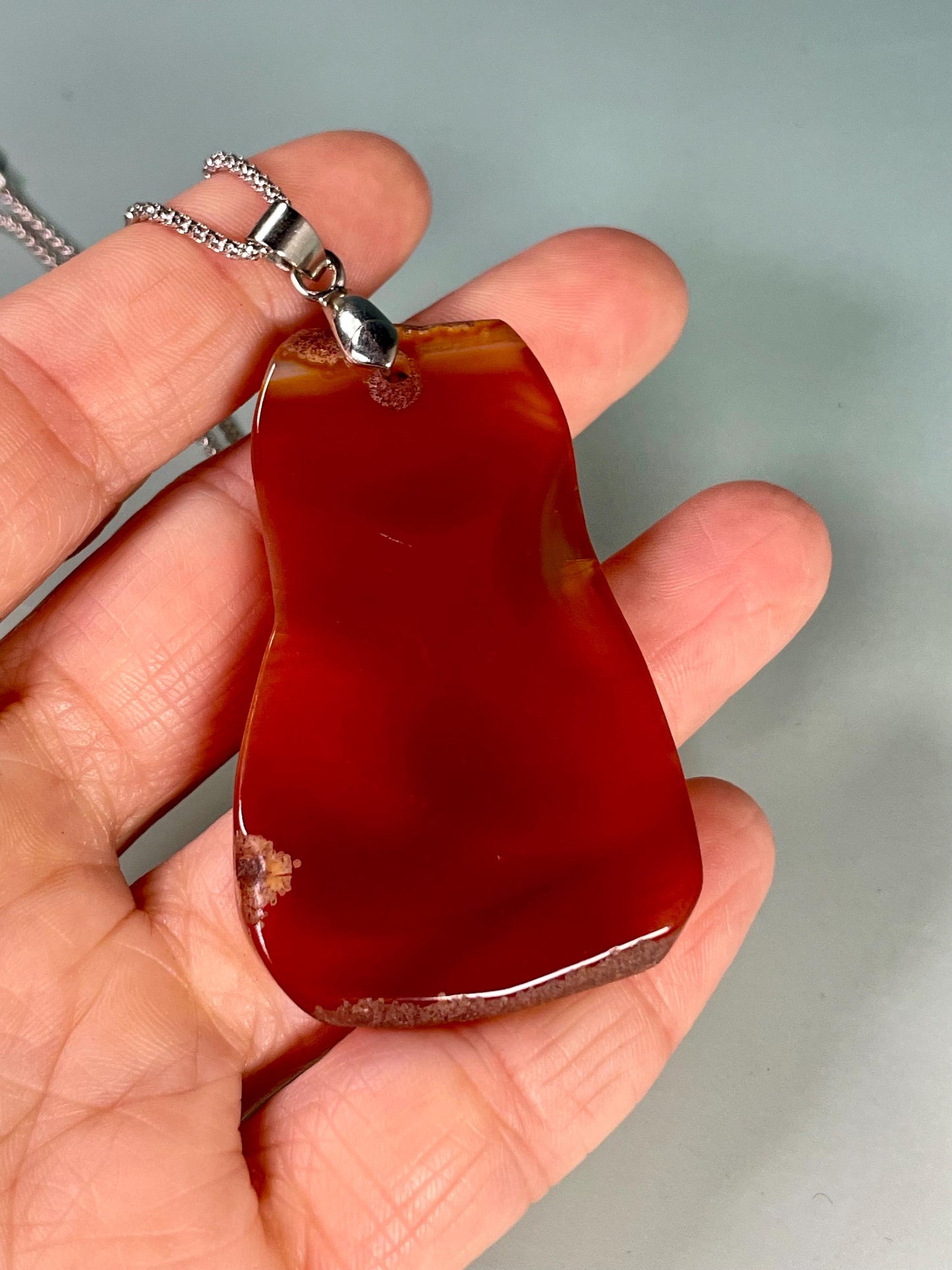 Polished Agate Pendant Necklace