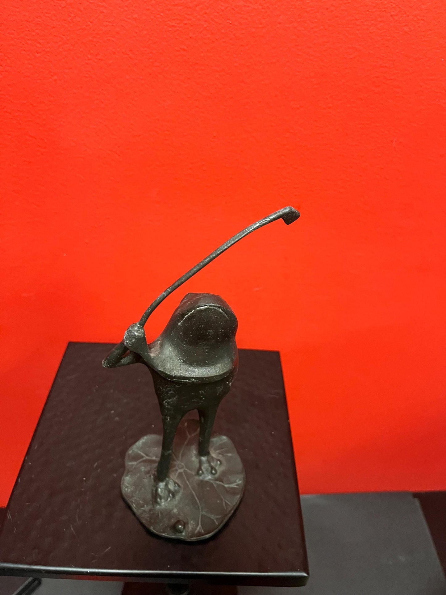 Lovely 8 inch tall bronze frog golfing statue  great patina  wonderful gift