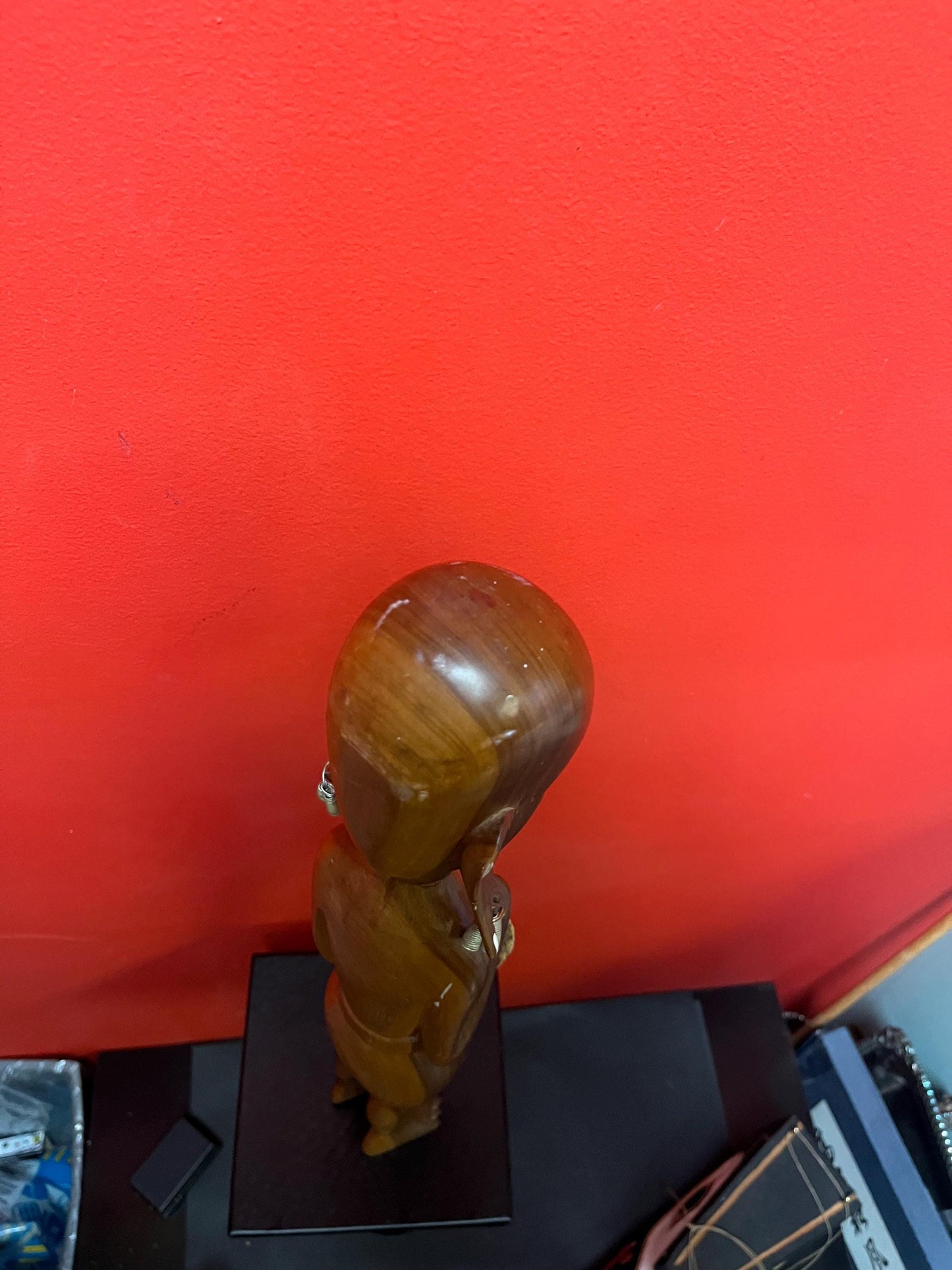 Beautiful 22 inch tall African statue of a warrior great look and stature wow 1960s