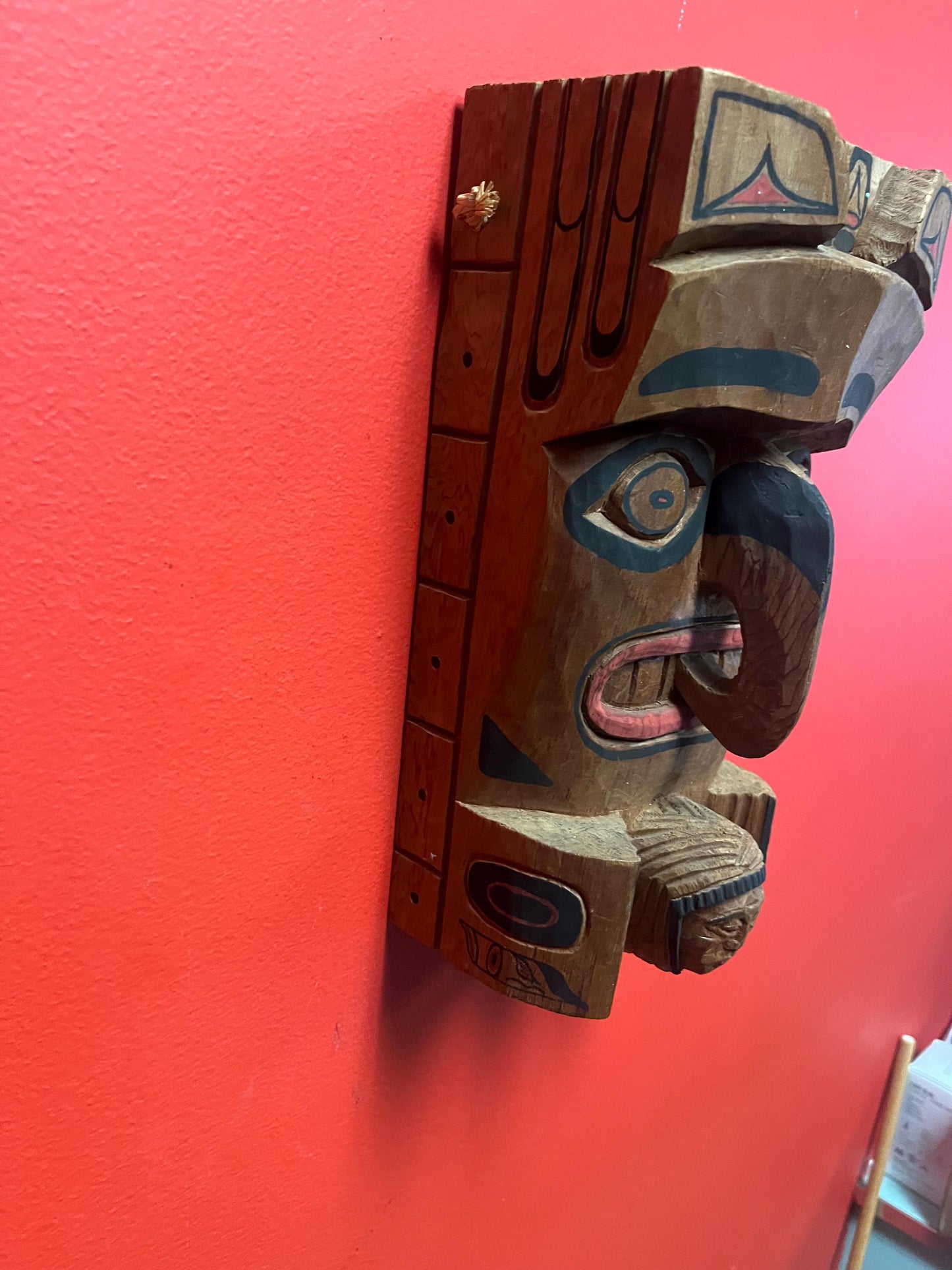 Indigenous antique mask - 11 x 6  indigenous first nations Pacific Northwest Coast mid 20th century signed mask  Nanaimo  wow