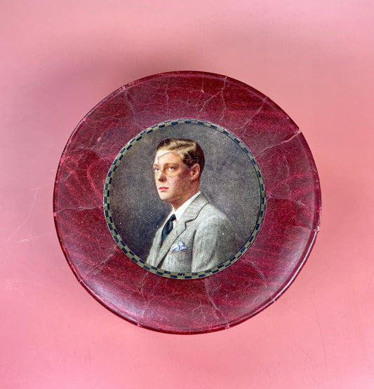 1920s Carboard Box with Gentleman Portrait