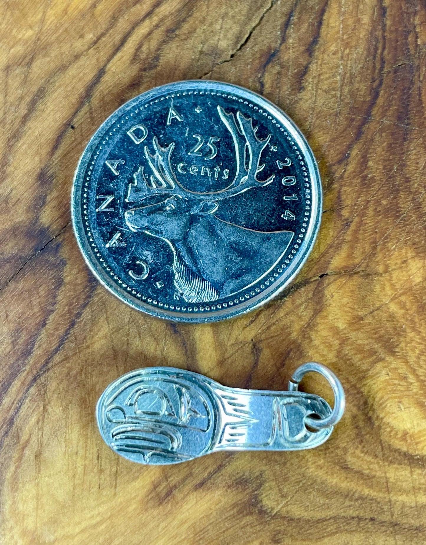 Beautiful indigenous first nations Pacific northwest coast signed beaver pendant