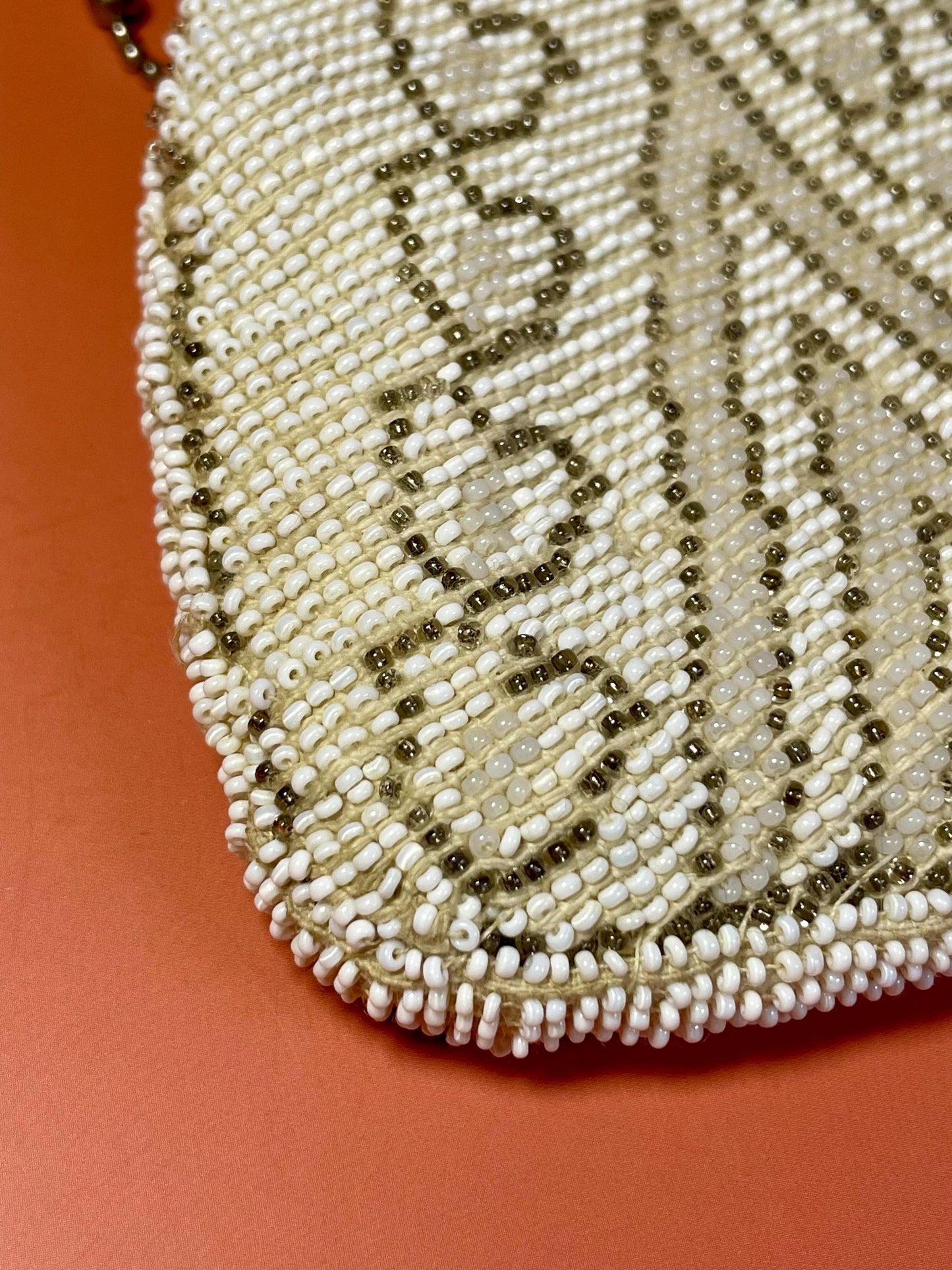 Vintage Beaded Purse with Zipper 7 x 5.5 inches