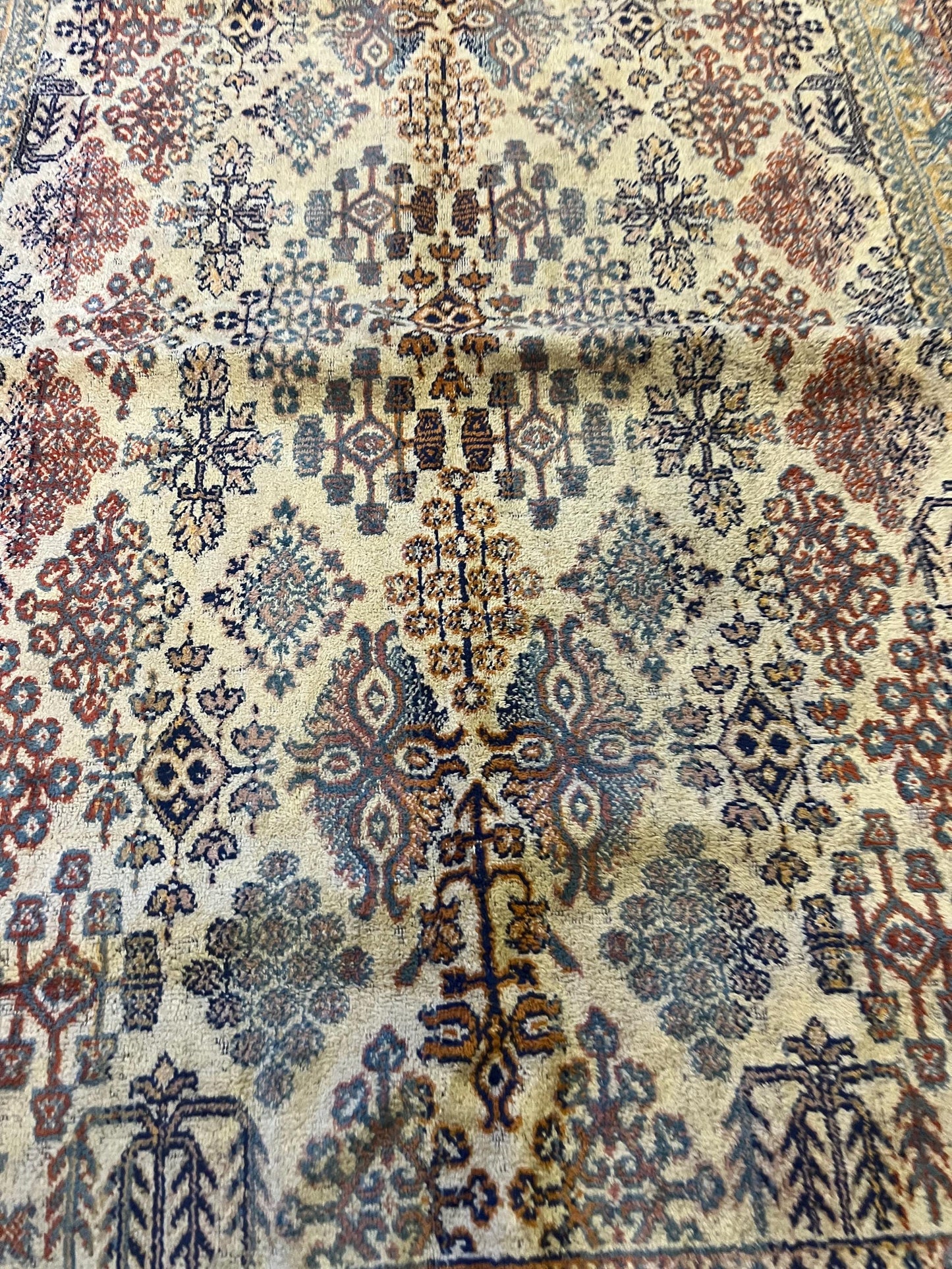 45 x 26“ wide antique Persian silk prayer mat in wonderful condition- wow price